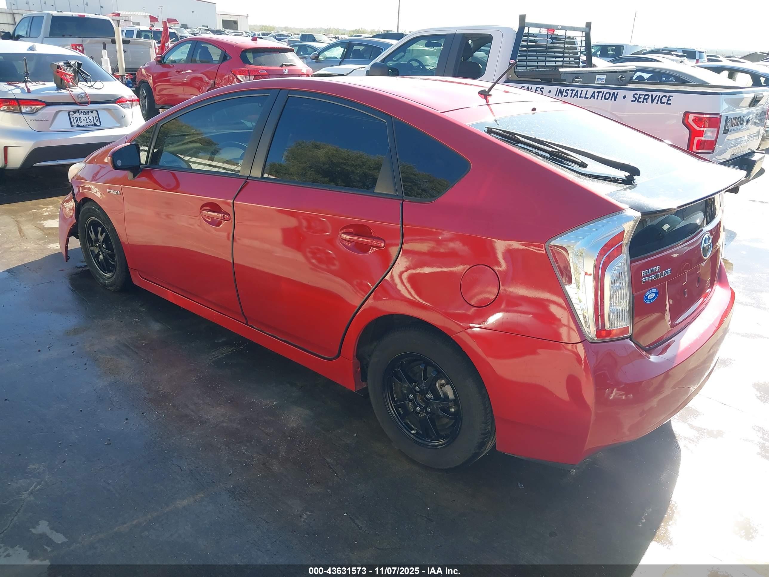 TOYOTA PRIUS image 3