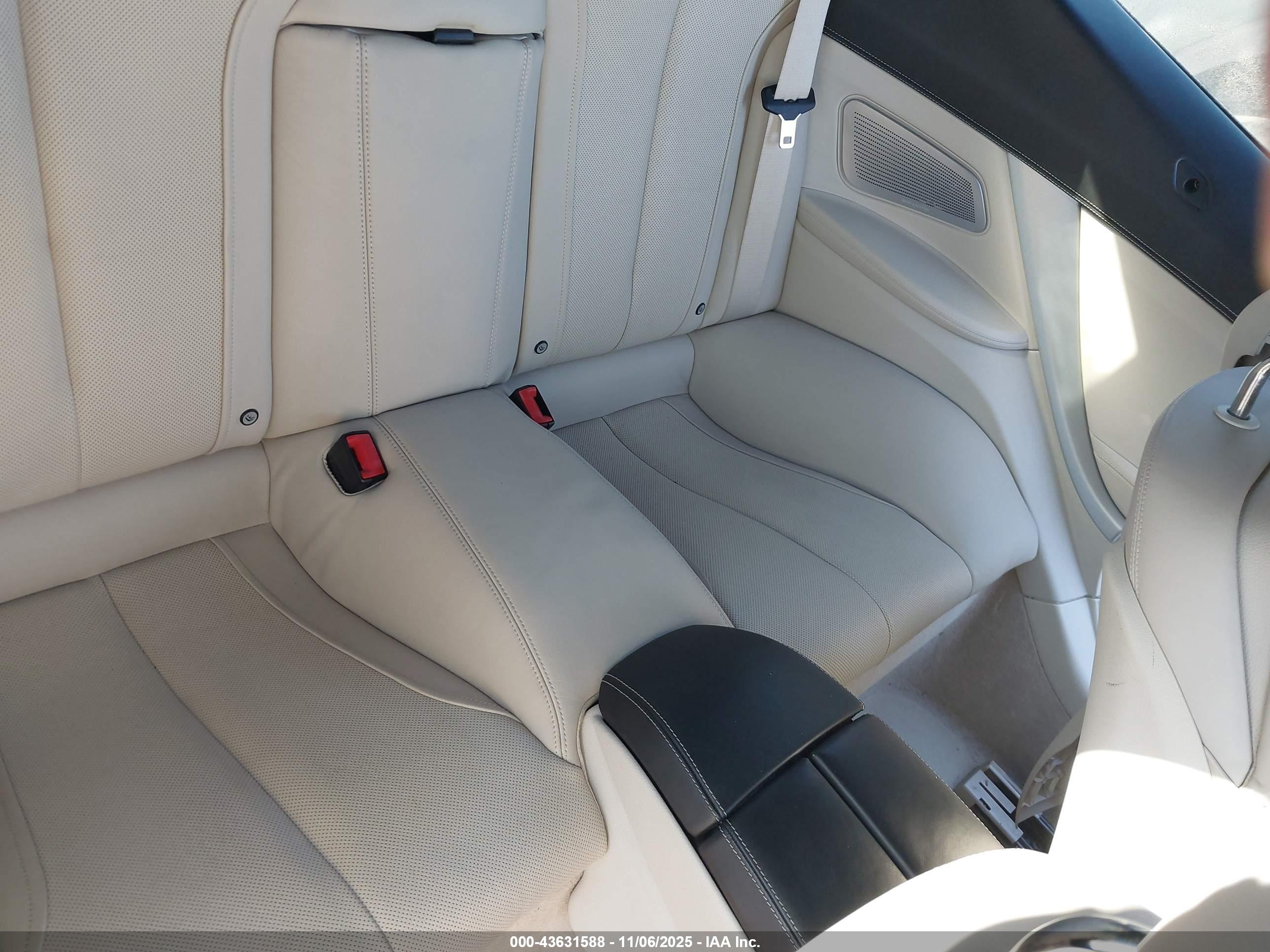 BMW 650I image 8