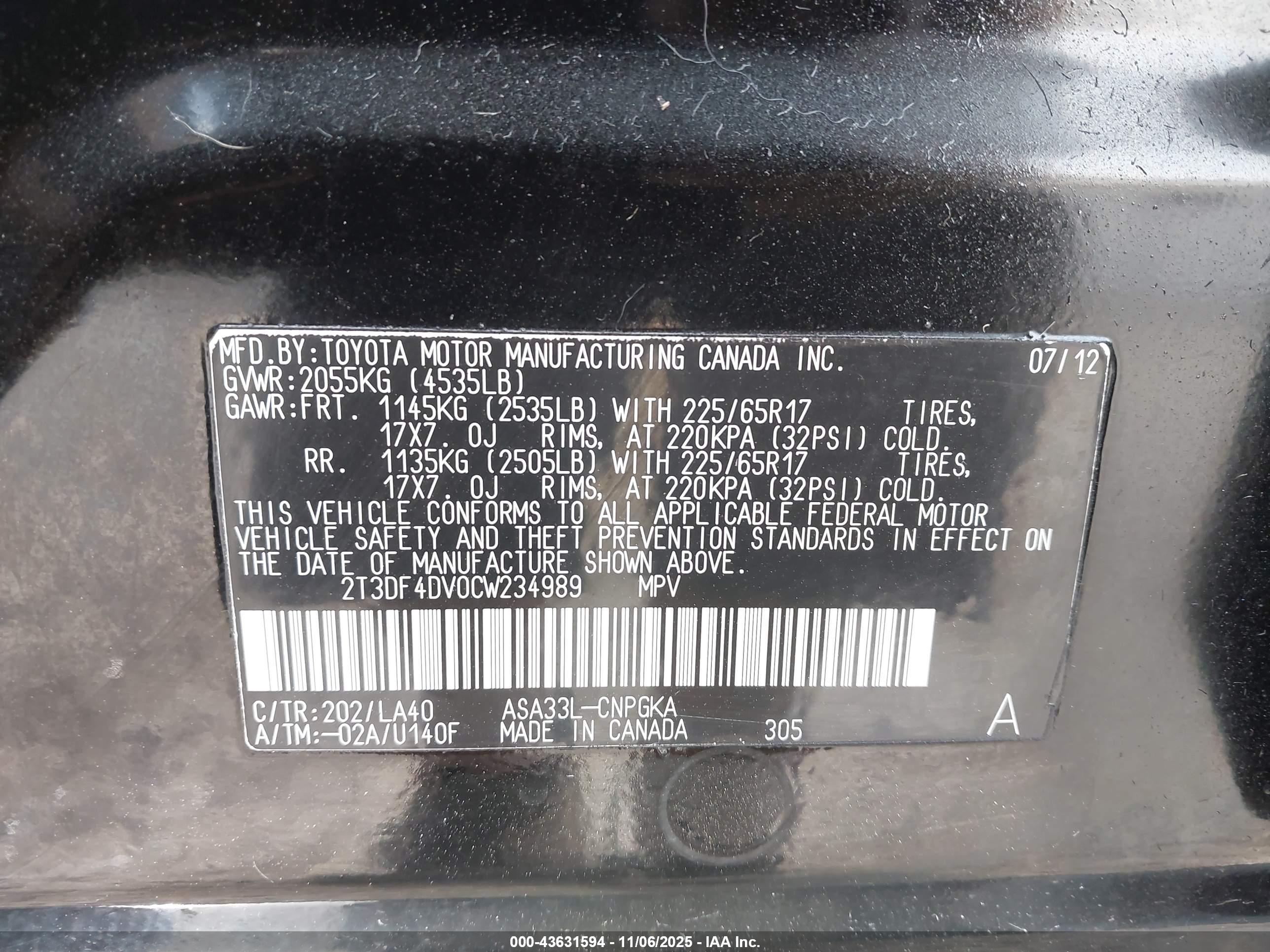 TOYOTA RAV4 image 9