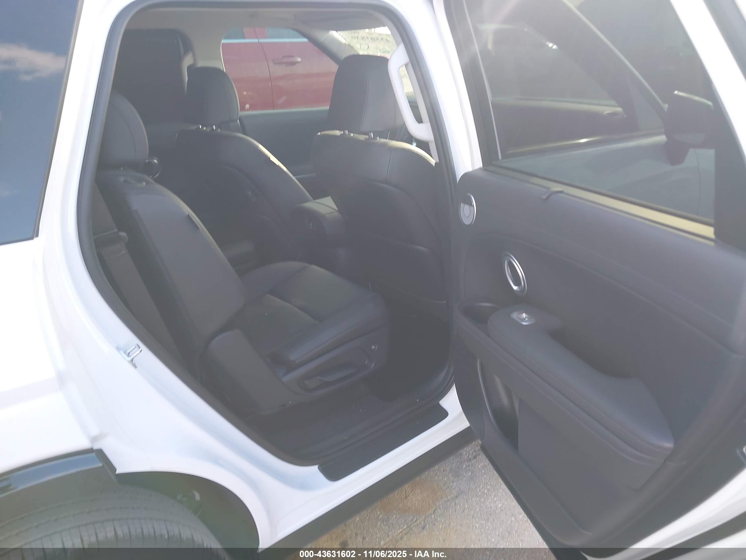 HYUNDAI PALISADE image 8