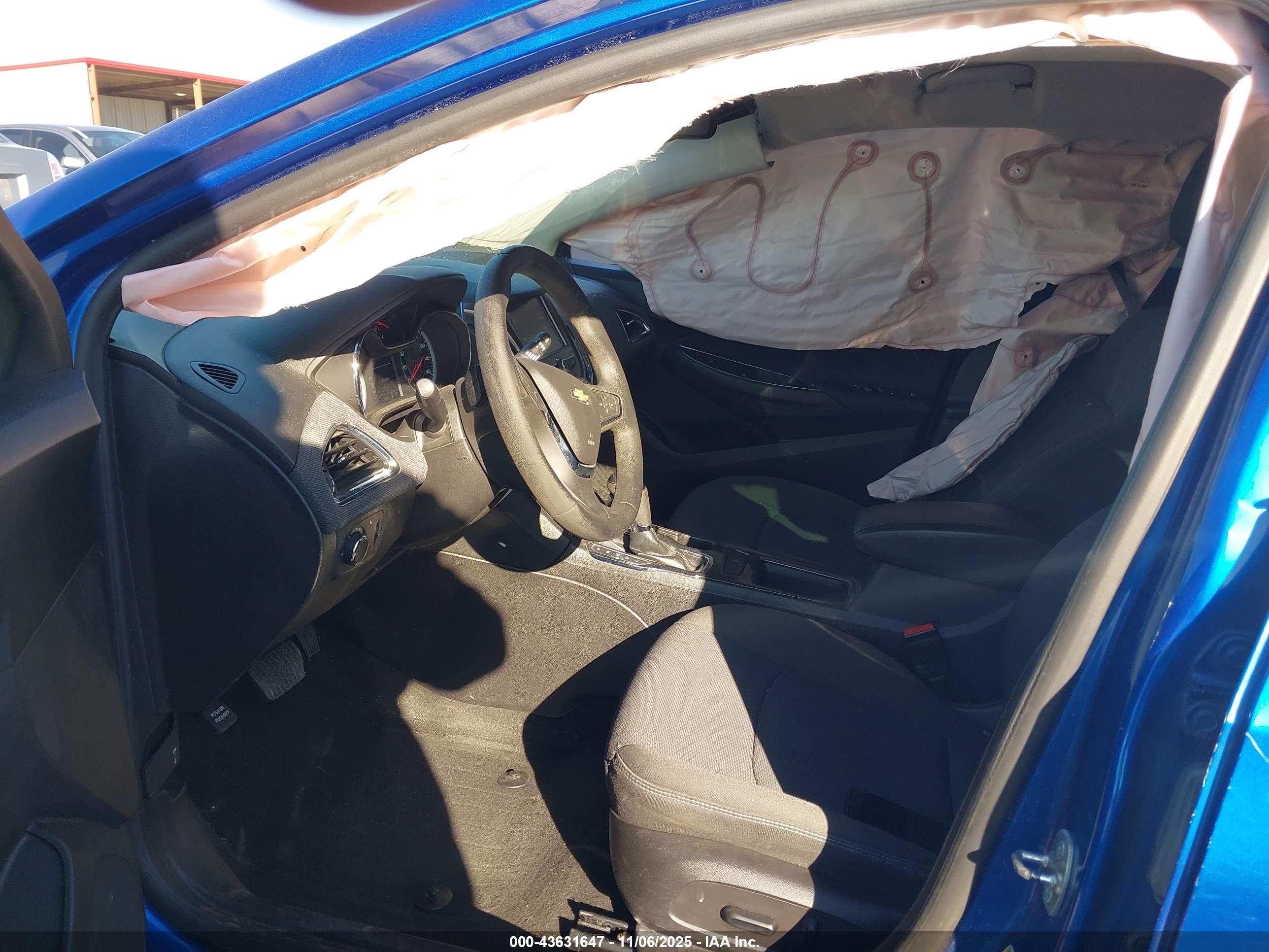 CHEVROLET CRUZE image 5