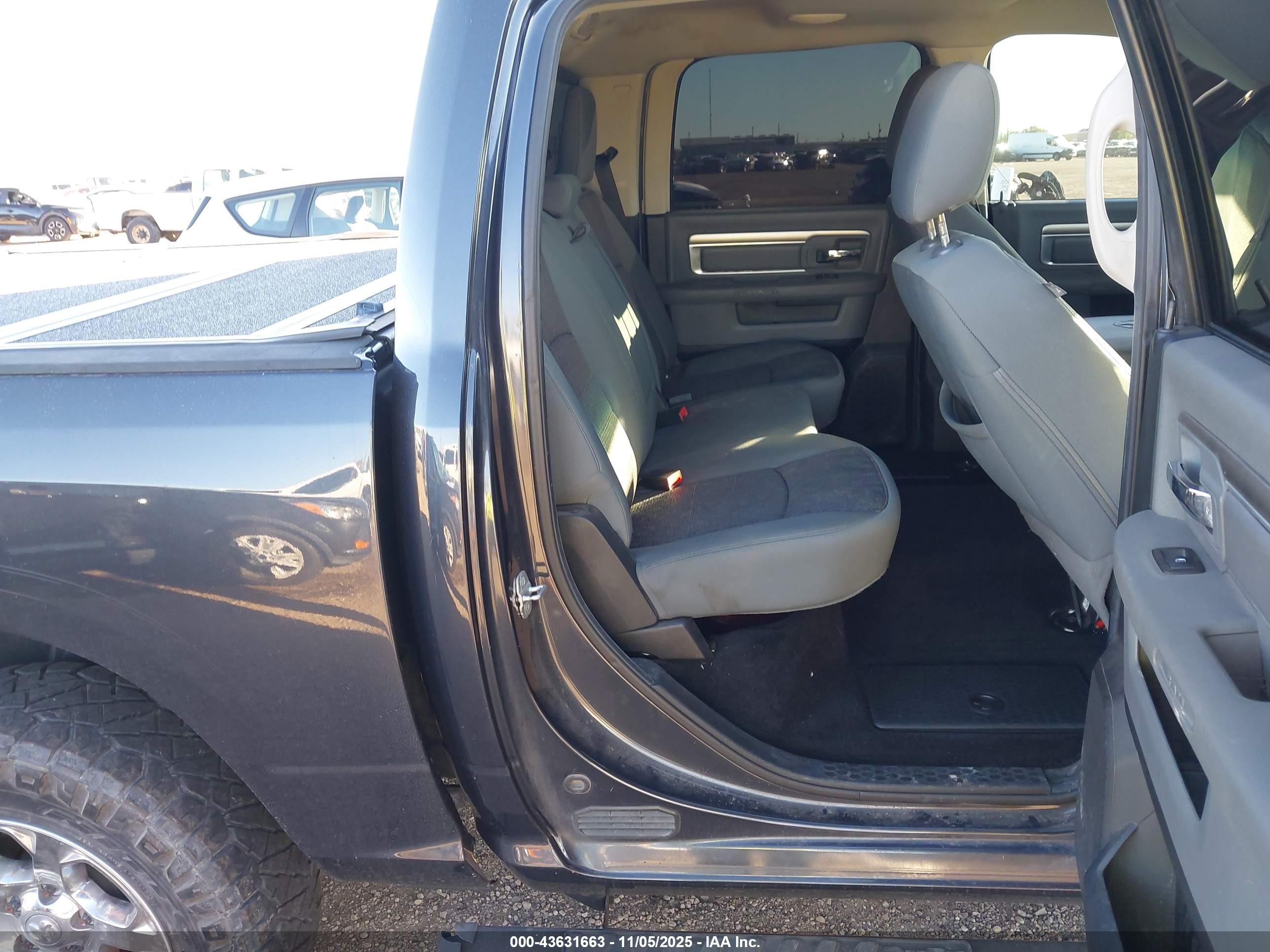 RAM 1500 image 8