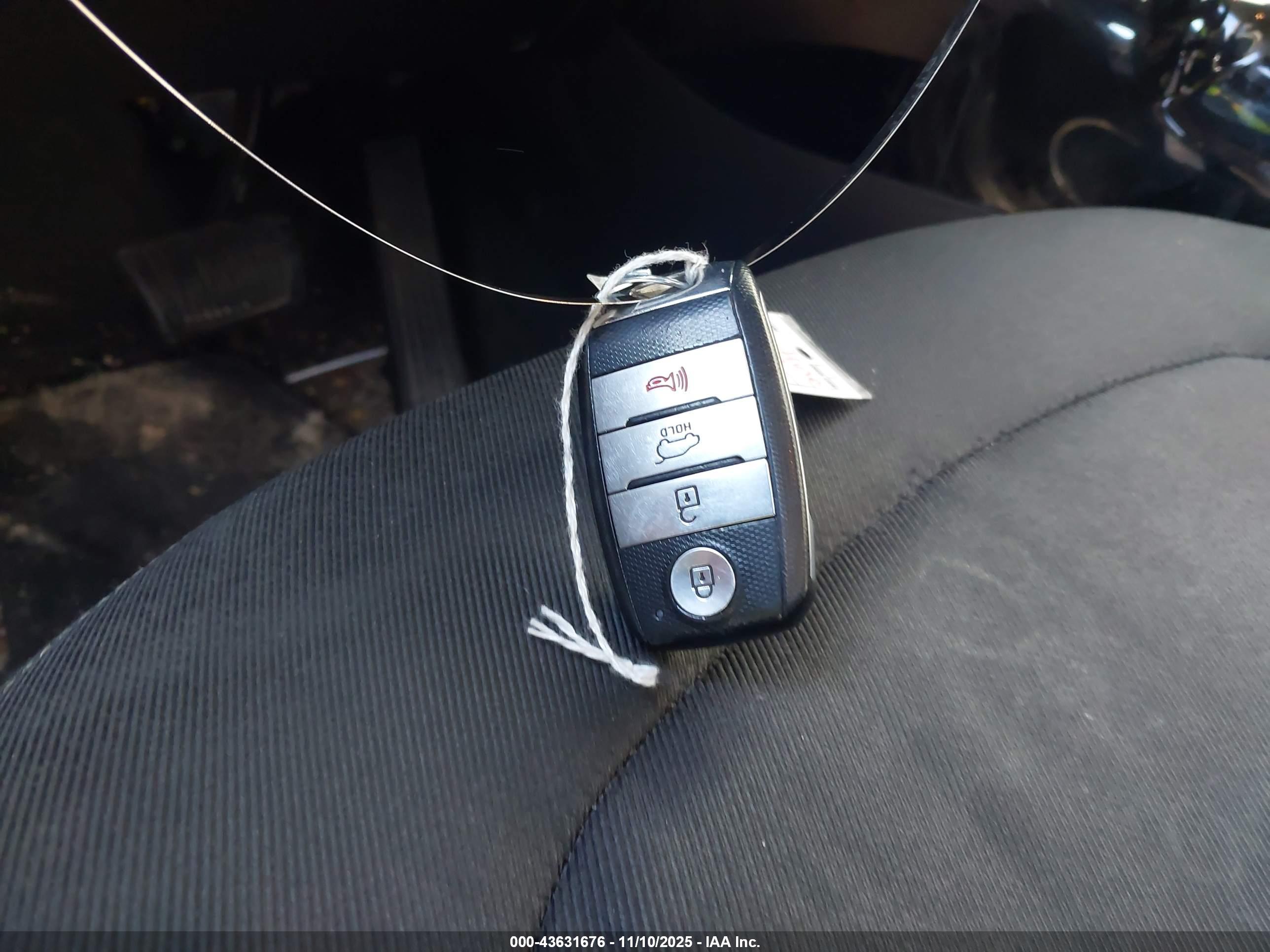 KIA SOUL image 11