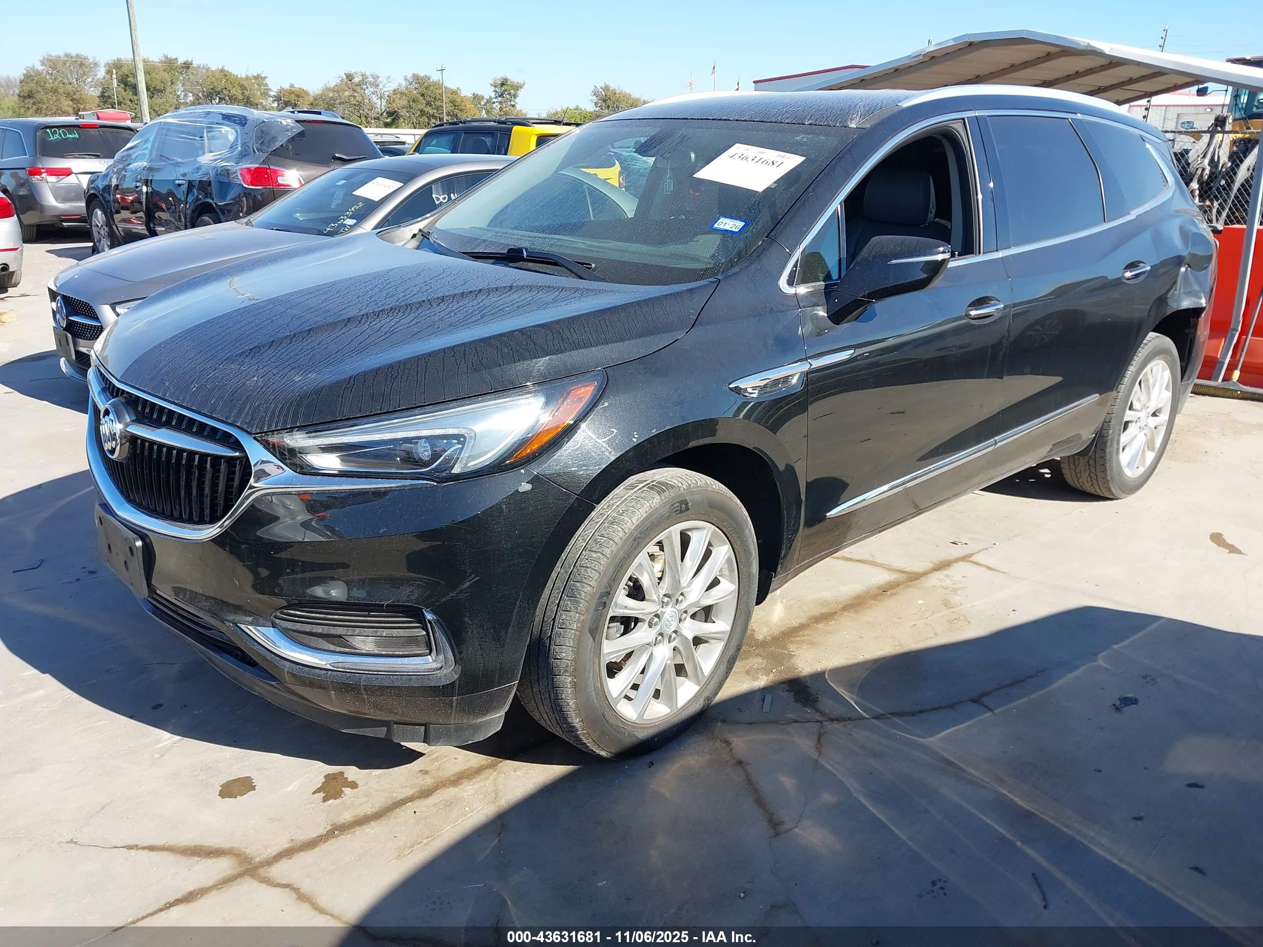 BUICK ENCLAVE image 2