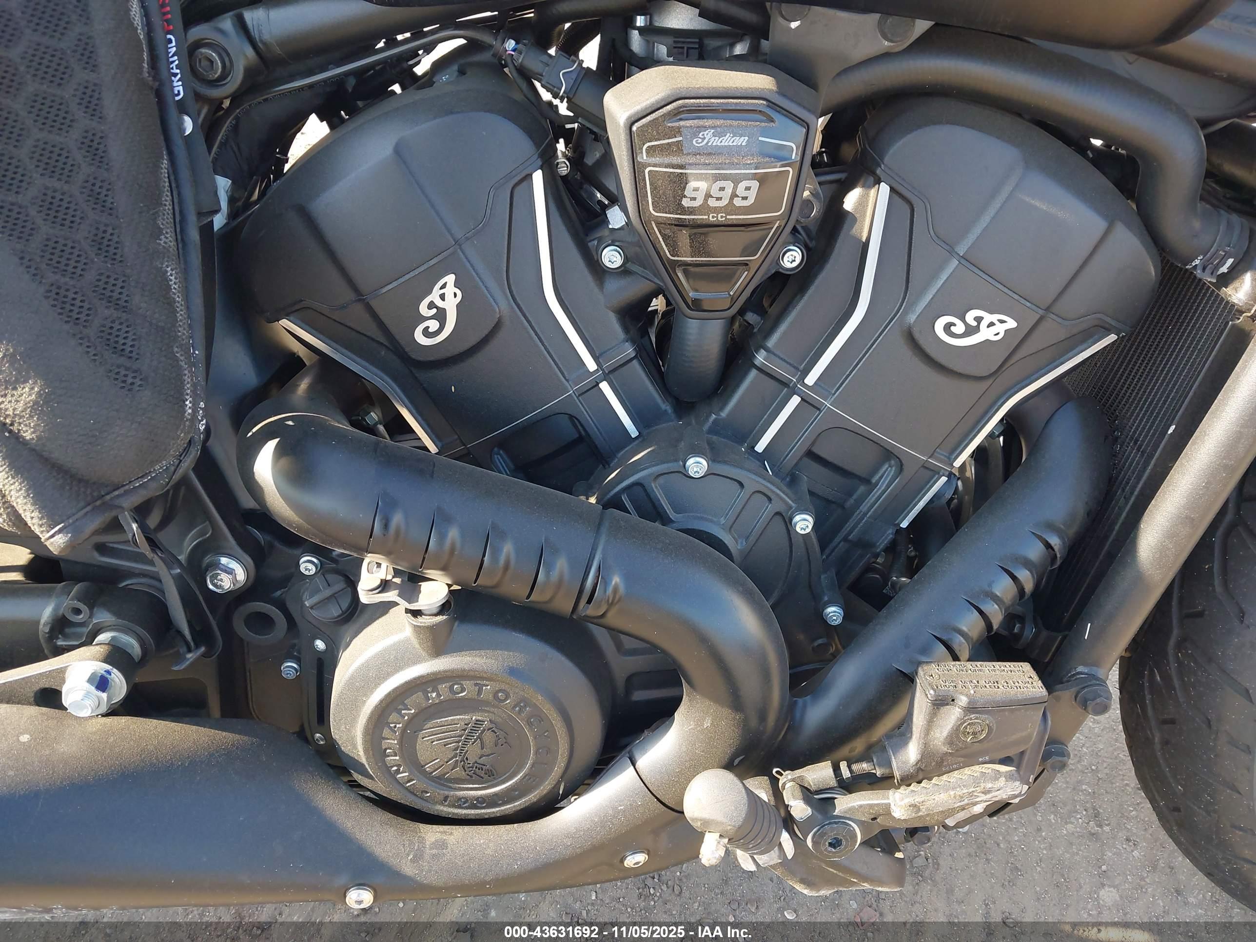INDIAN MOTORCYCLE image 8