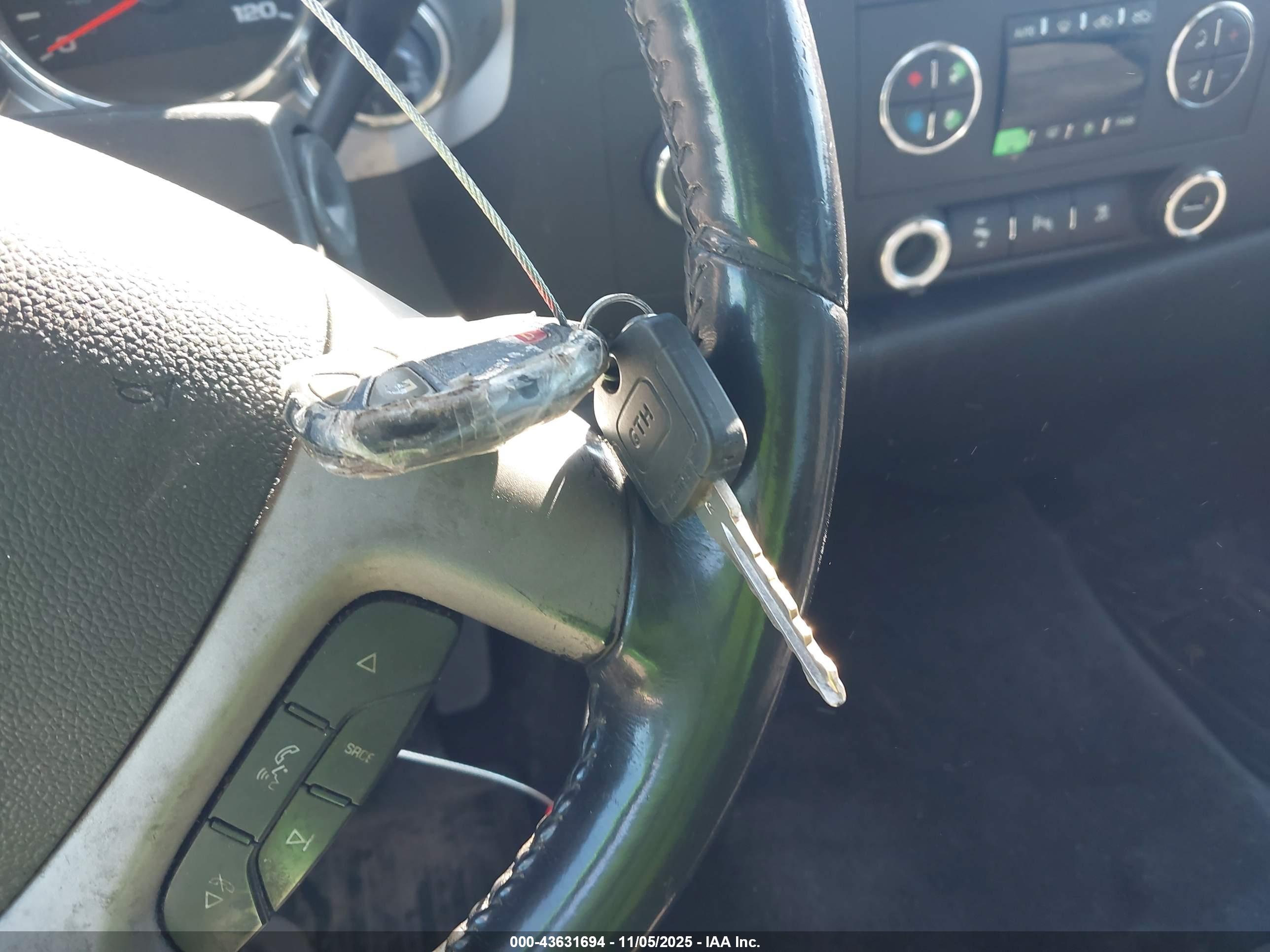 GMC SIERRA image 11