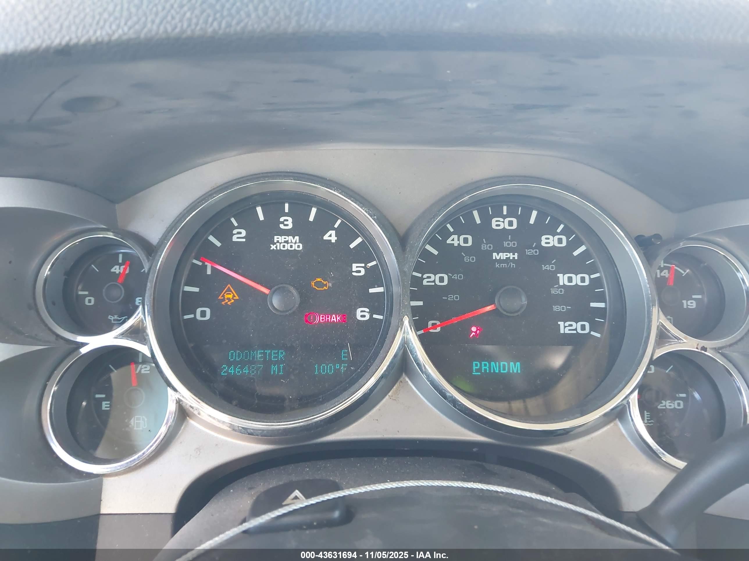 GMC SIERRA image 7