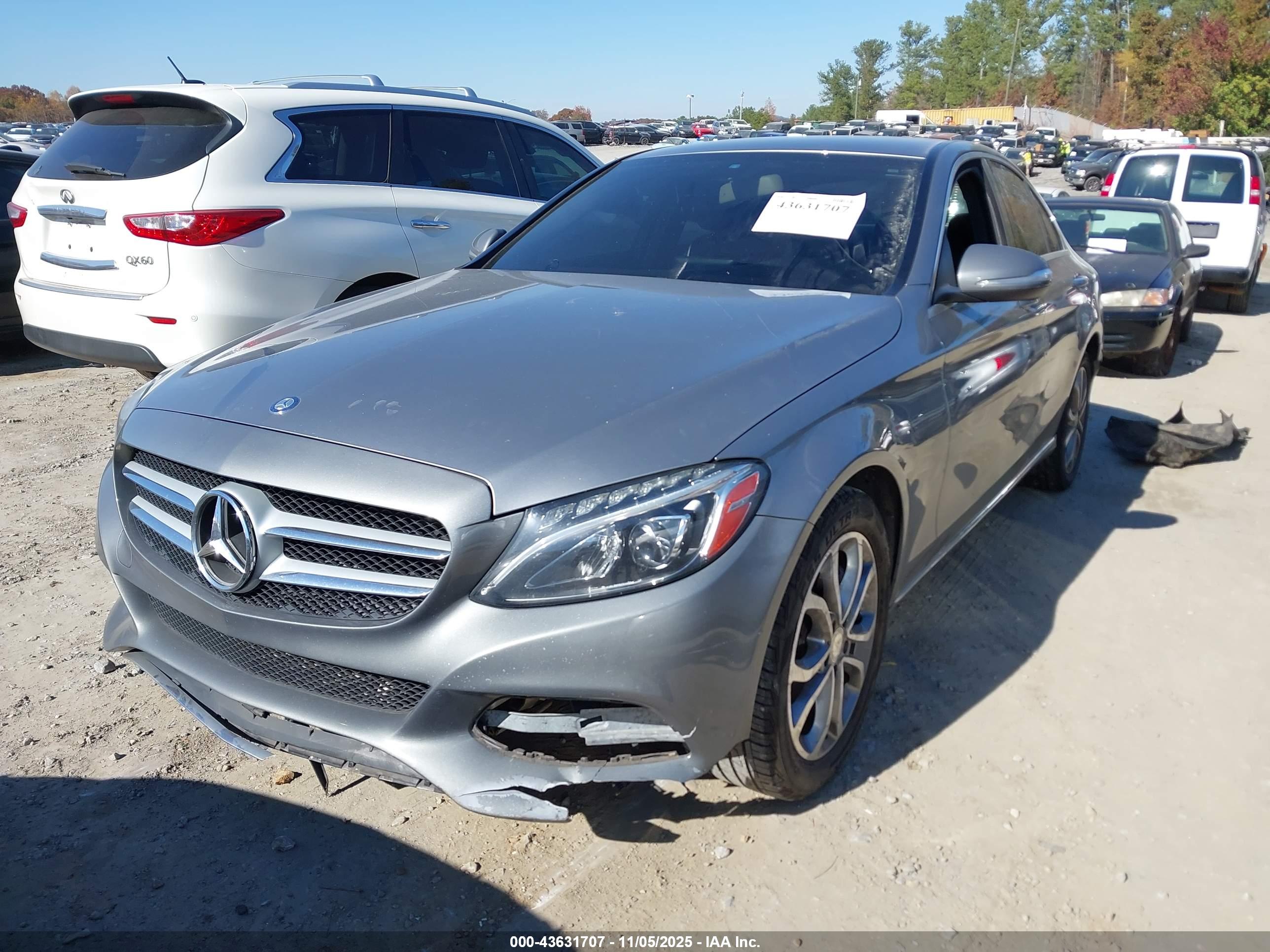 MERCEDES-BENZ C image 2