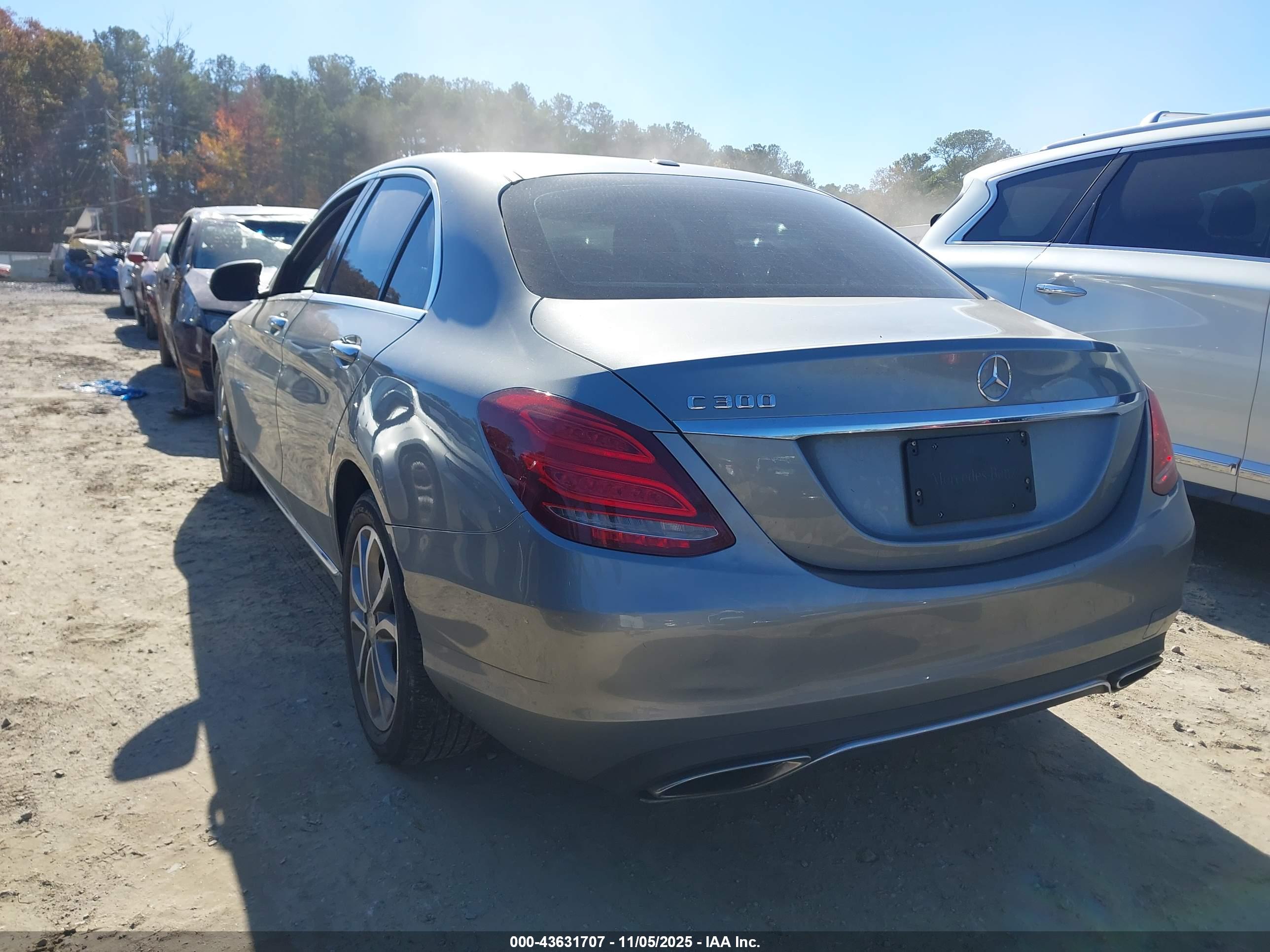 MERCEDES-BENZ C image 3