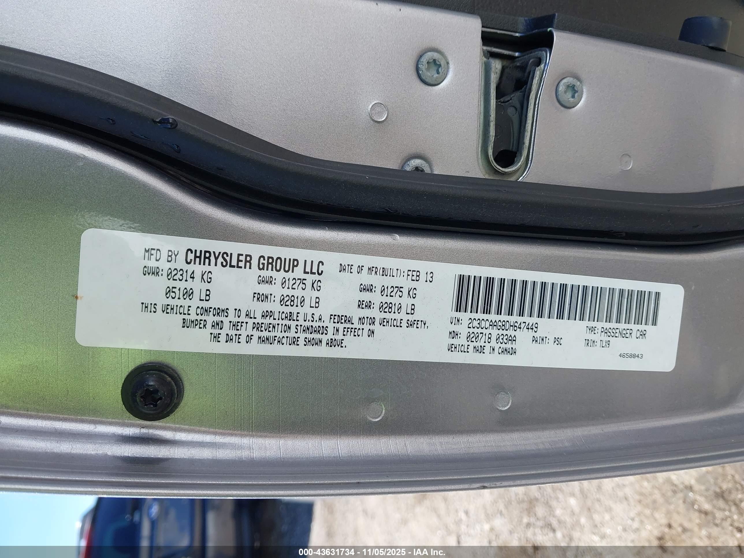 CHRYSLER 300 image 9