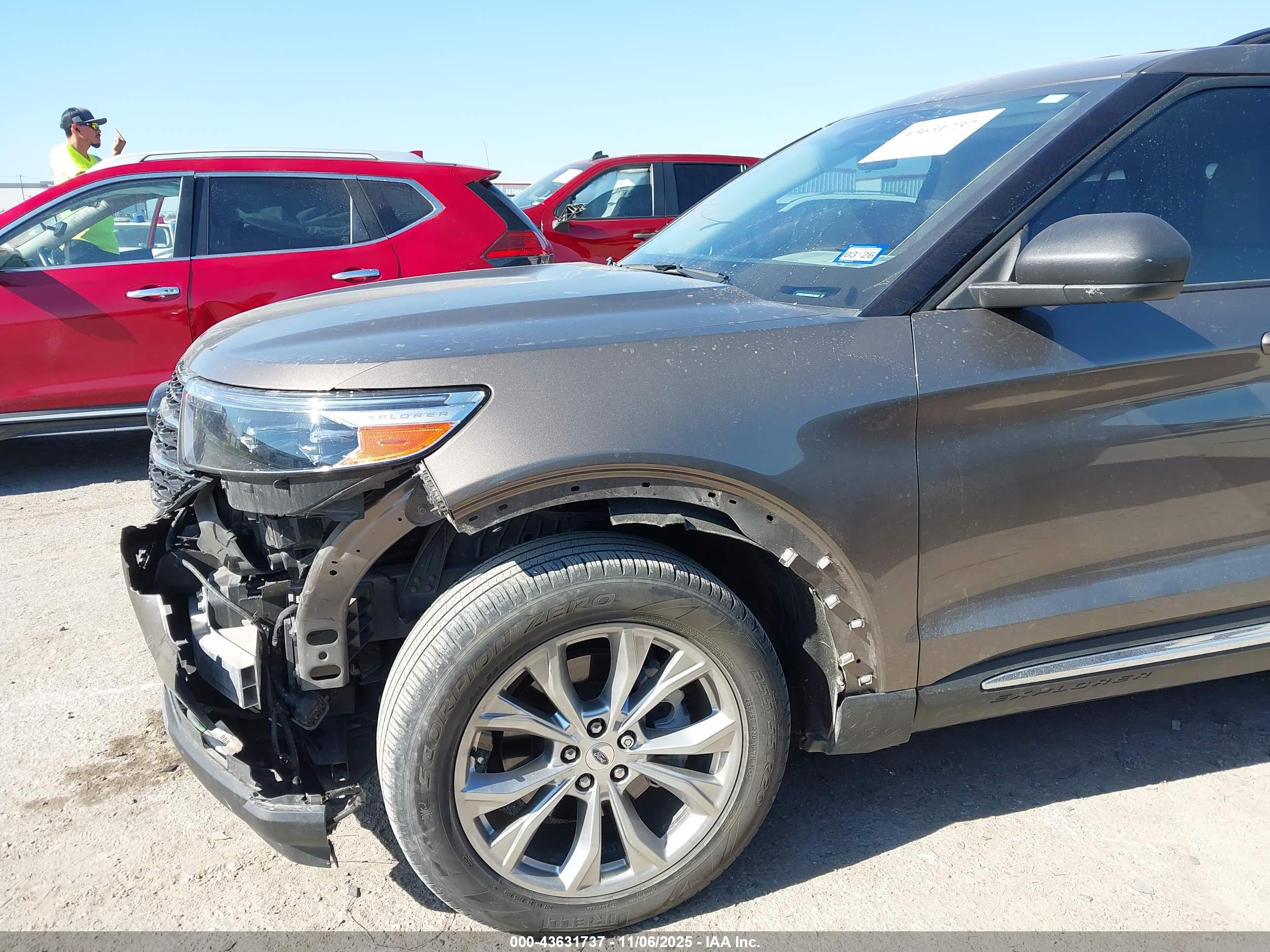 FORD EXPLORER image 6