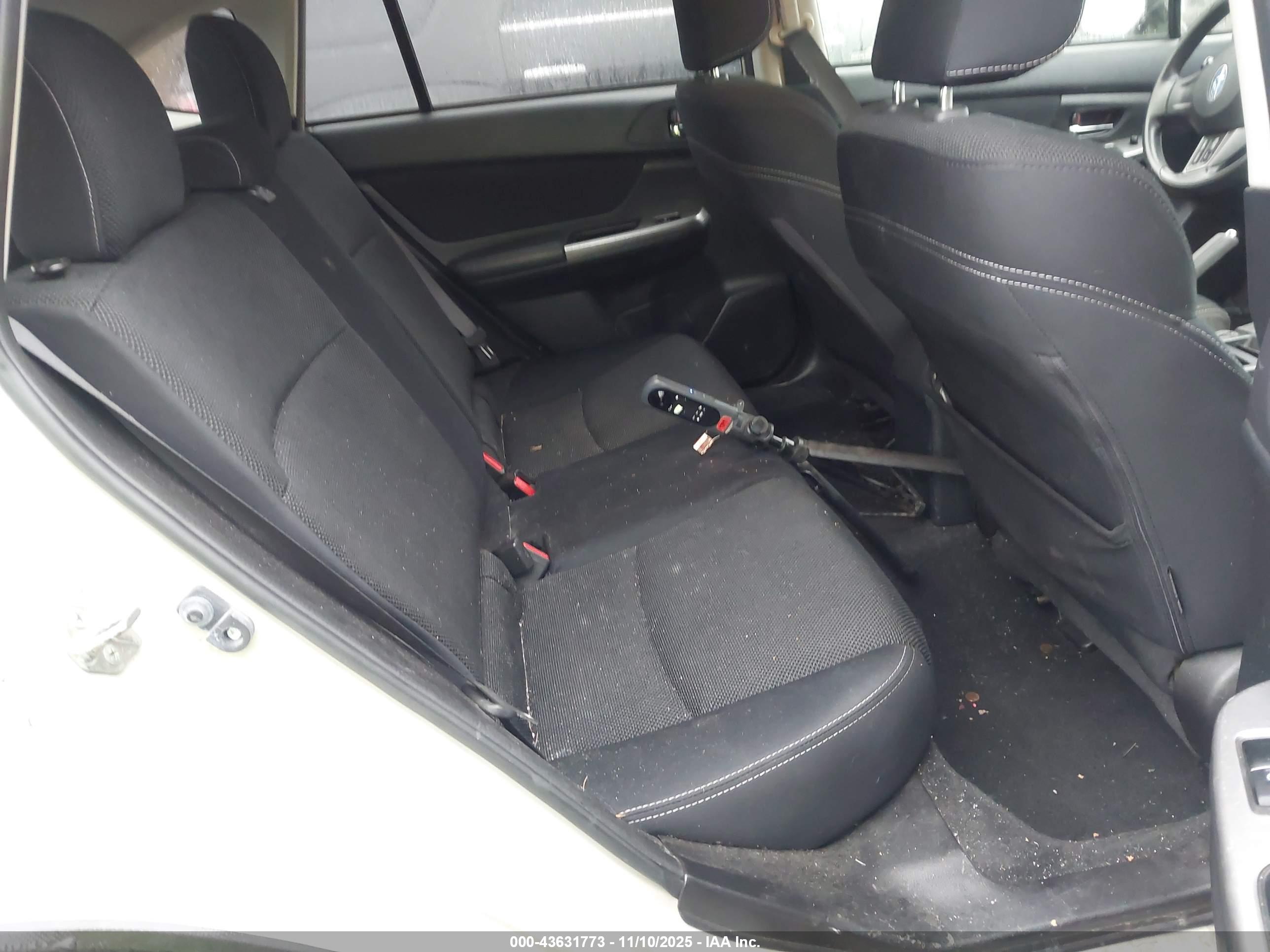 SUBARU XV image 8