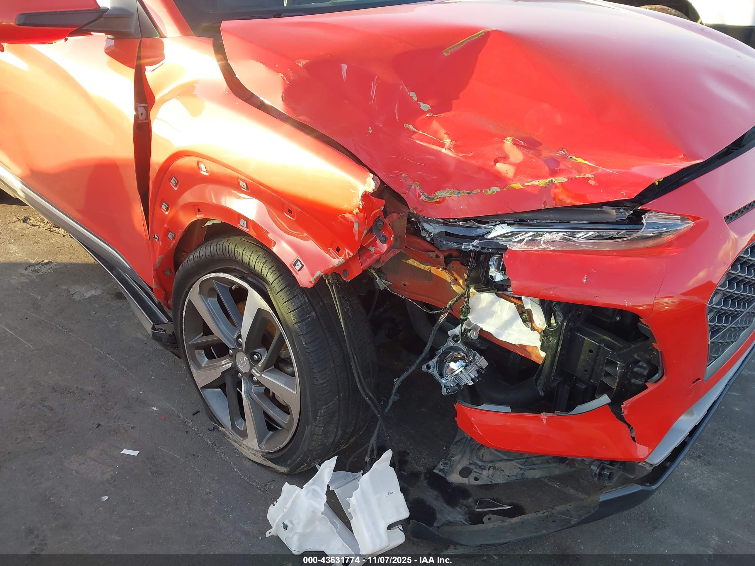HYUNDAI KONA image 6