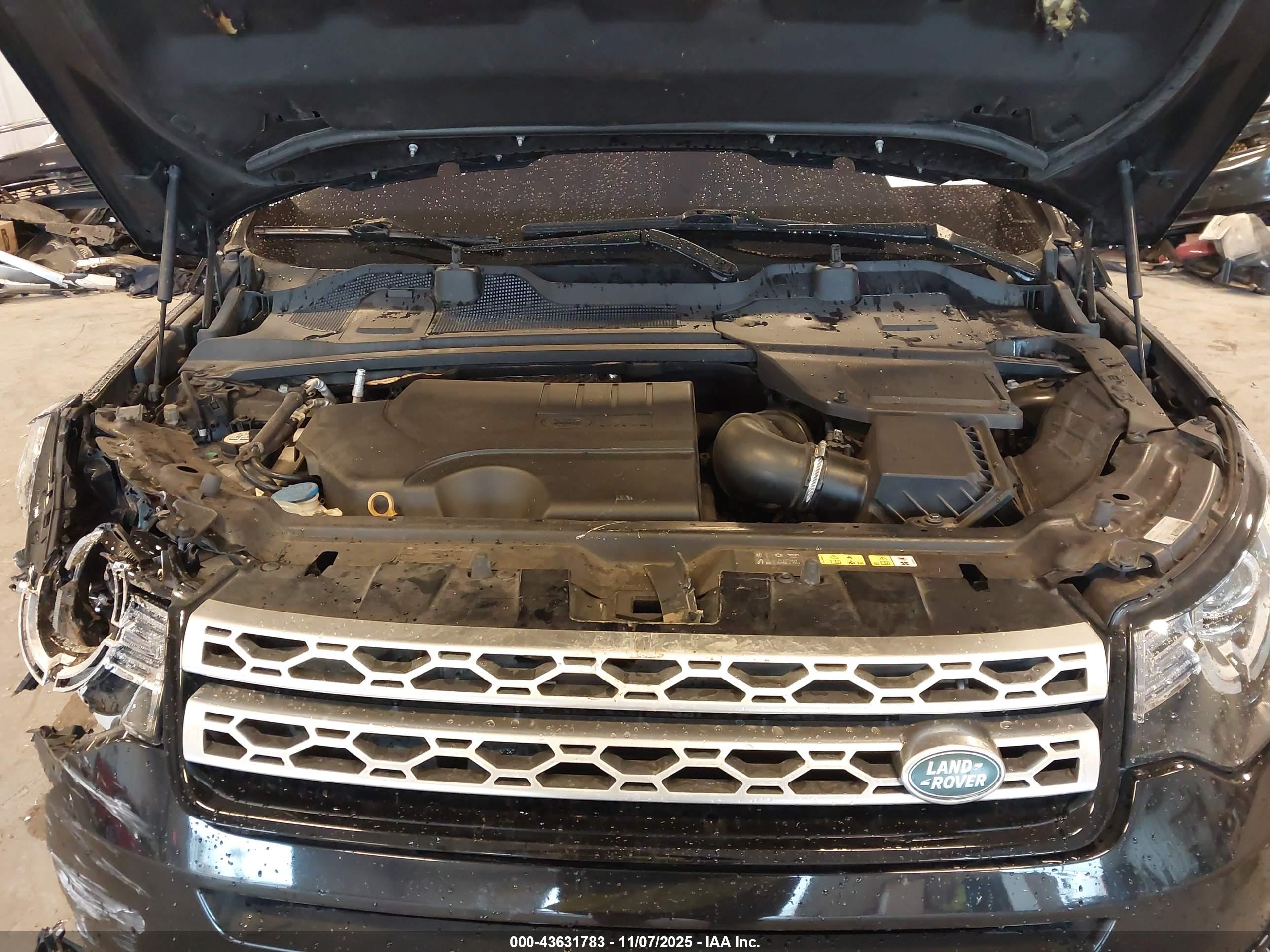 LAND ROVER image 10