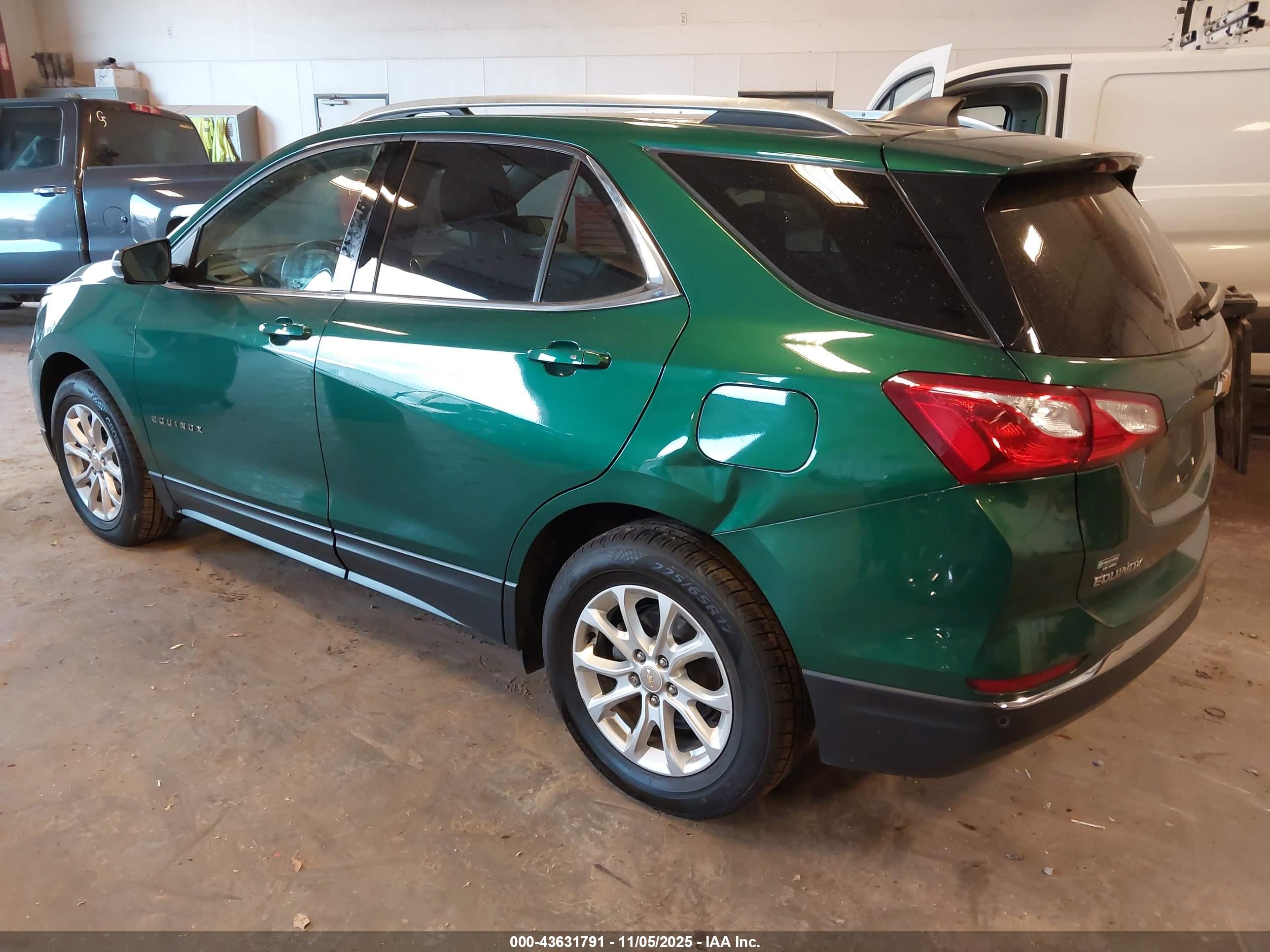 CHEVROLET EQUINOX image 3
