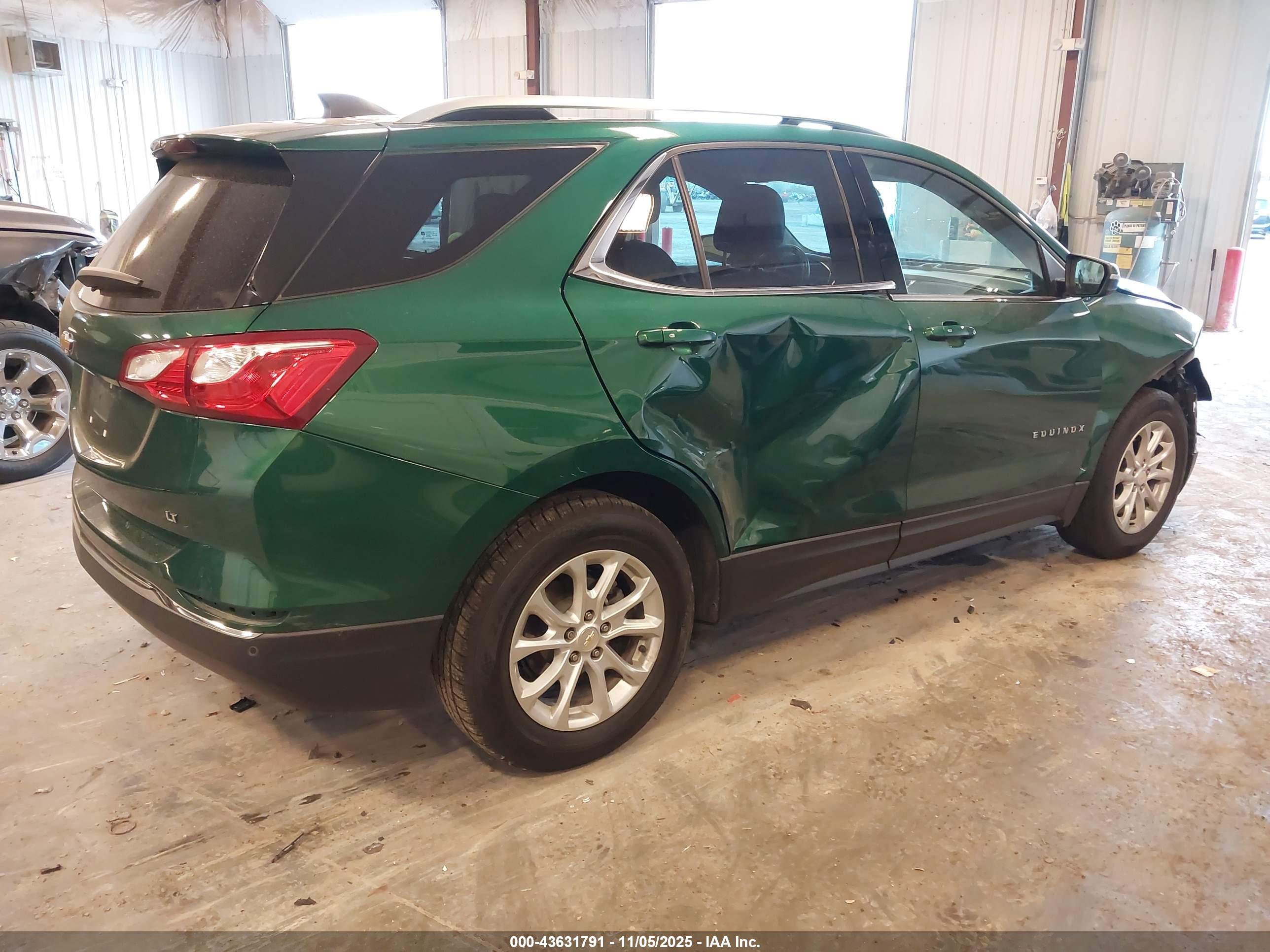 CHEVROLET EQUINOX image 4