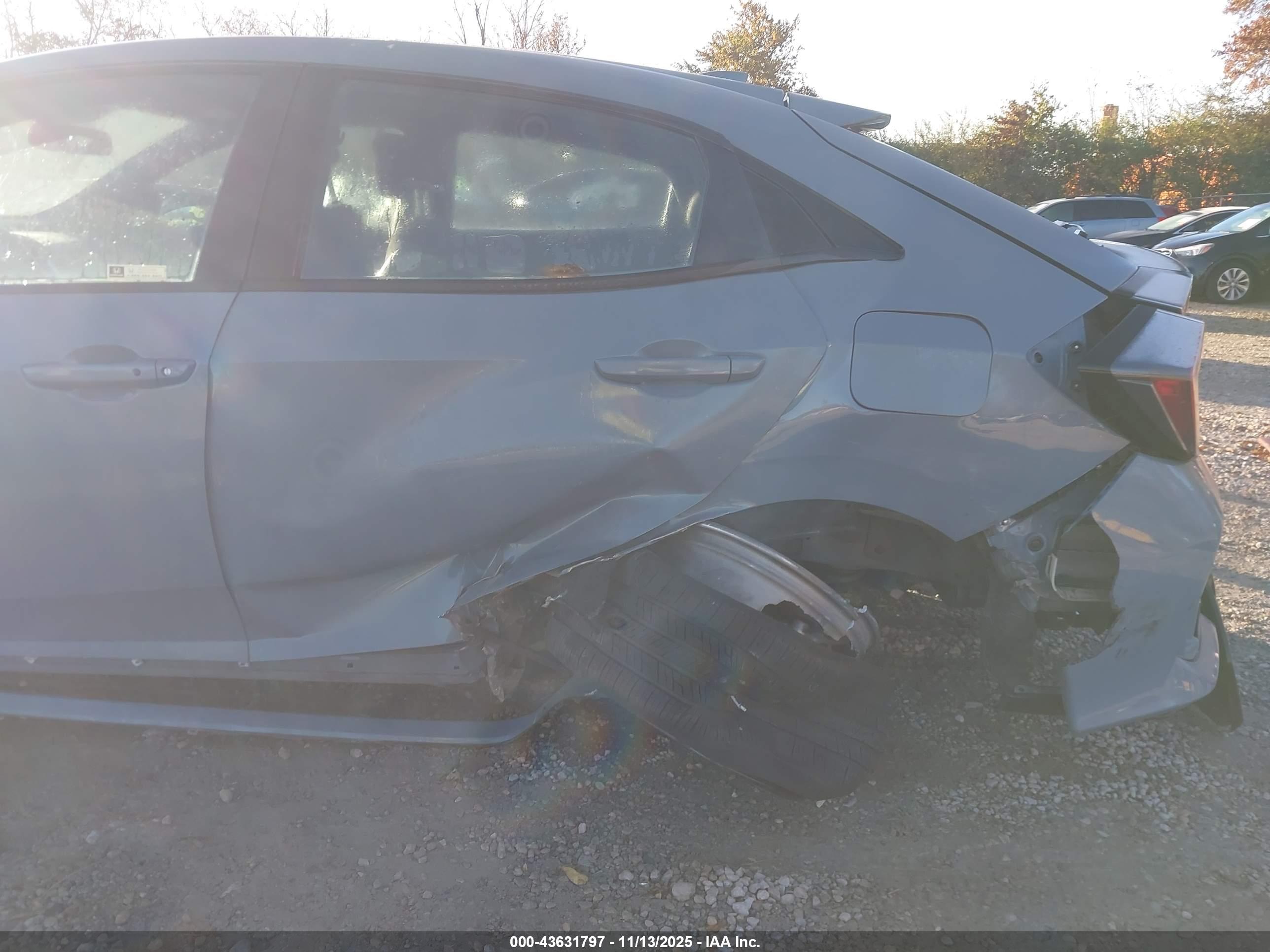 HONDA CIVIC image 6