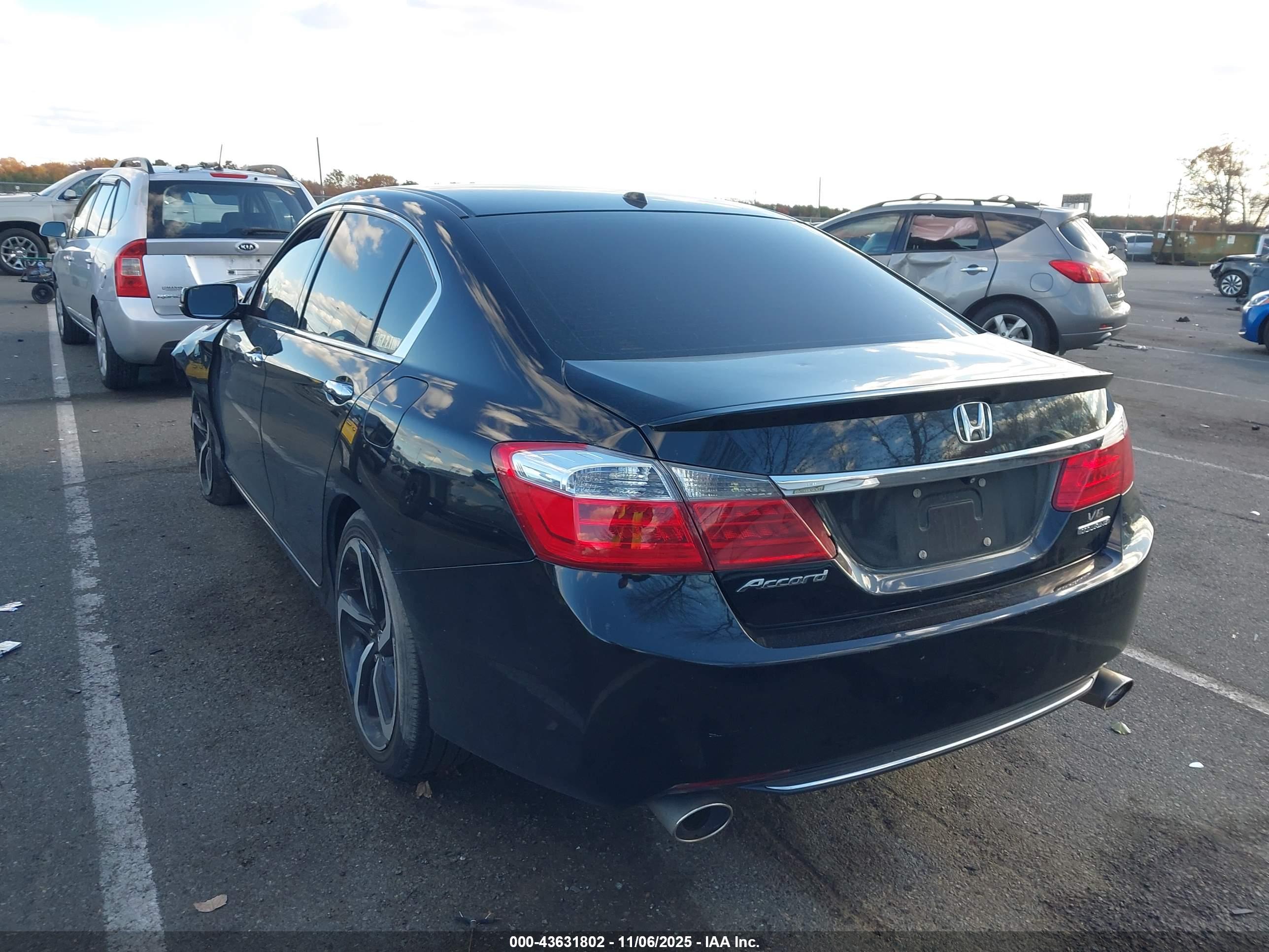 HONDA ACCORD image 3