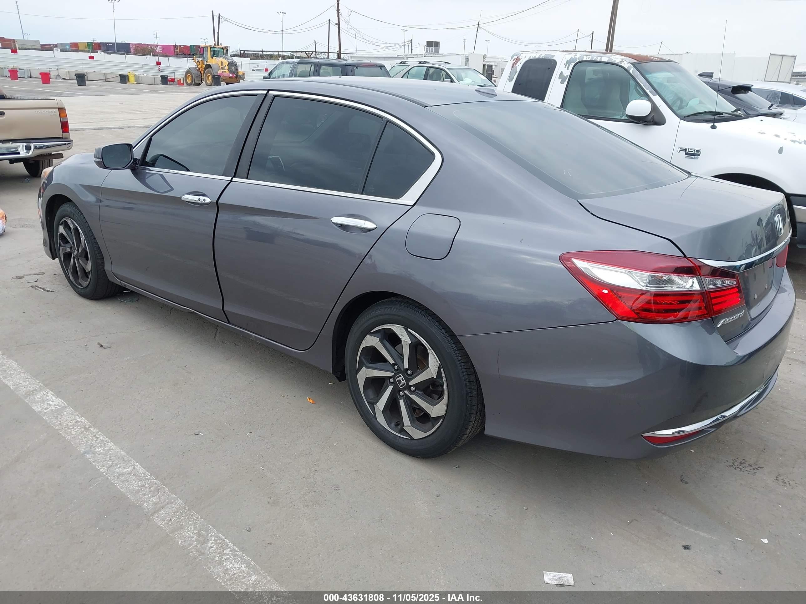 HONDA ACCORD image 3