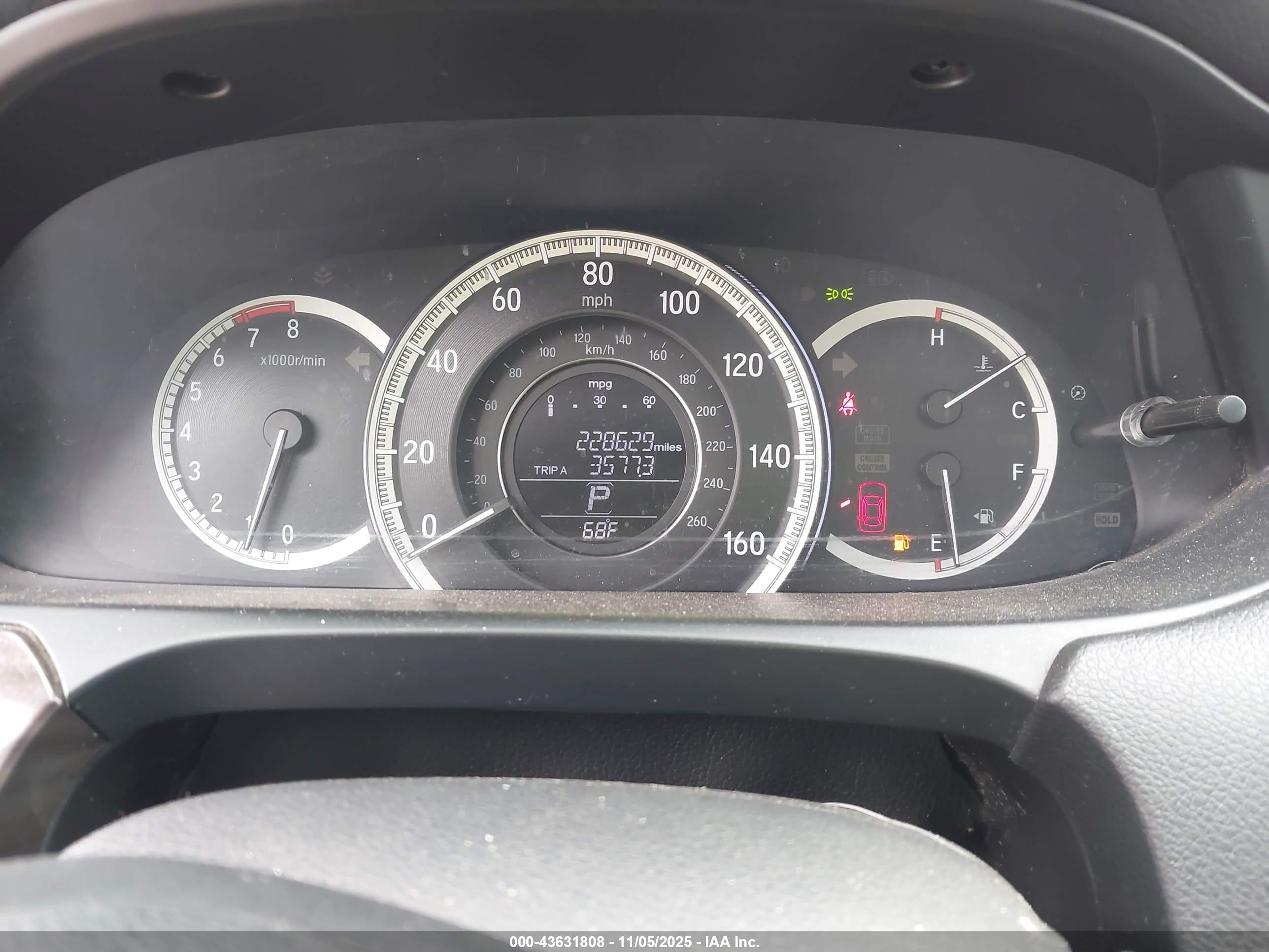 HONDA ACCORD image 7