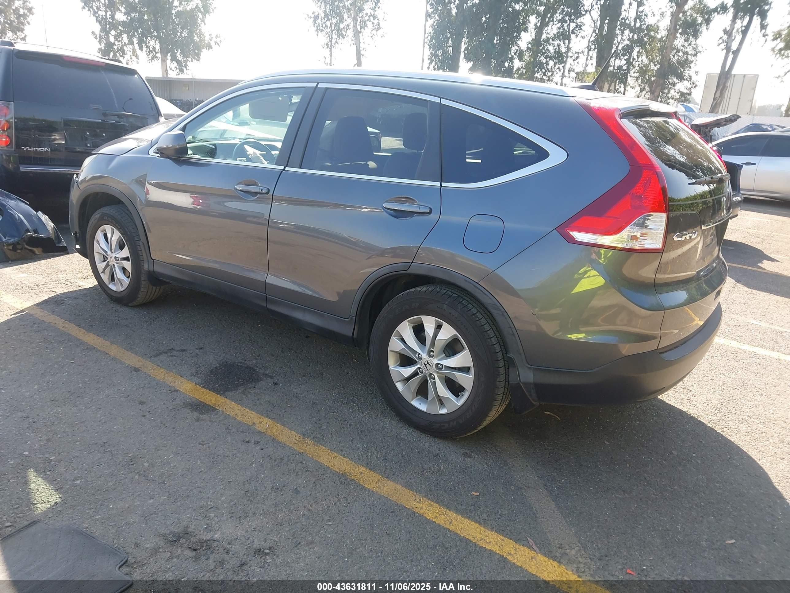 HONDA CR-V image 3