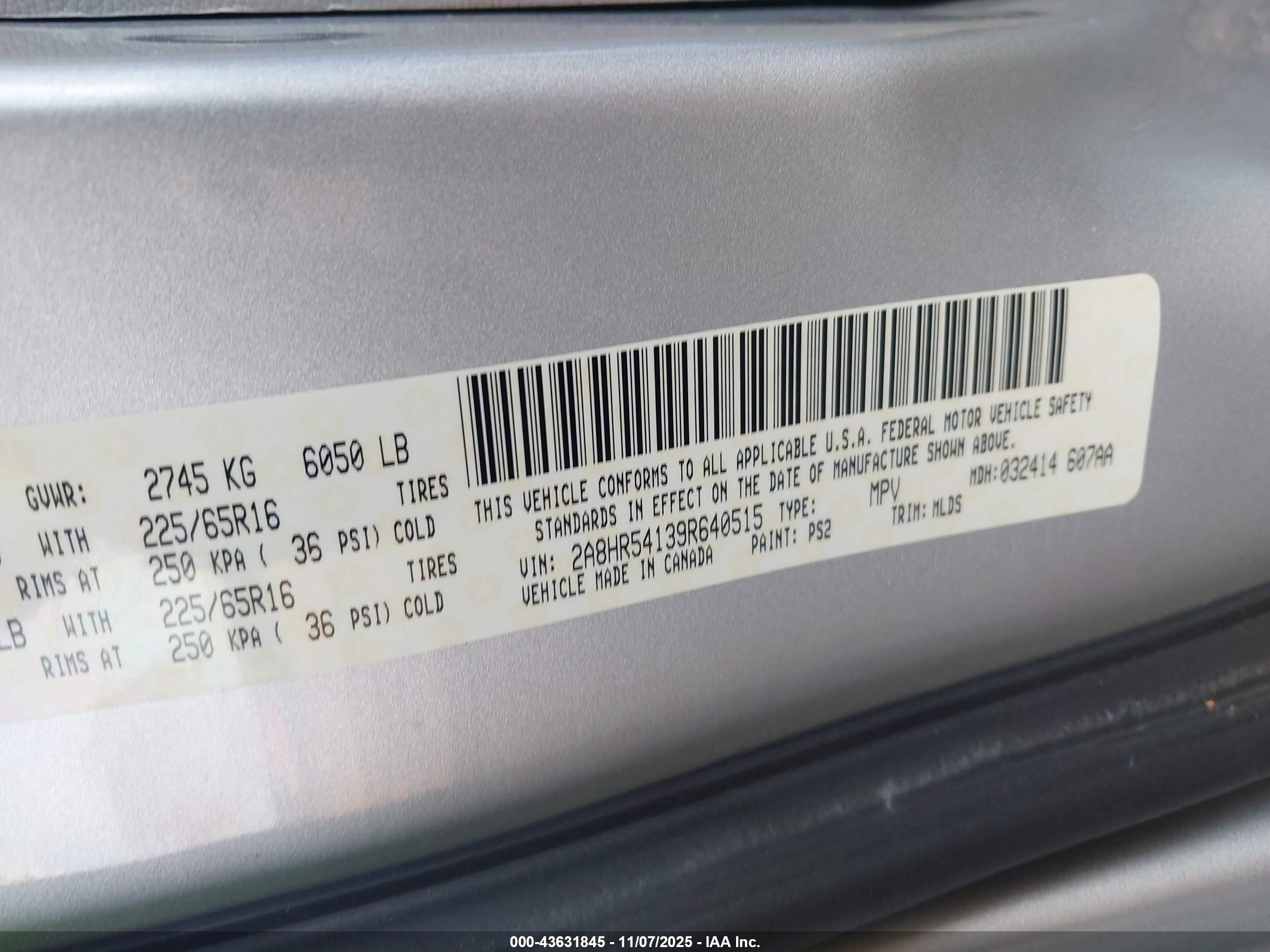 CHRYSLER TOWN image 9