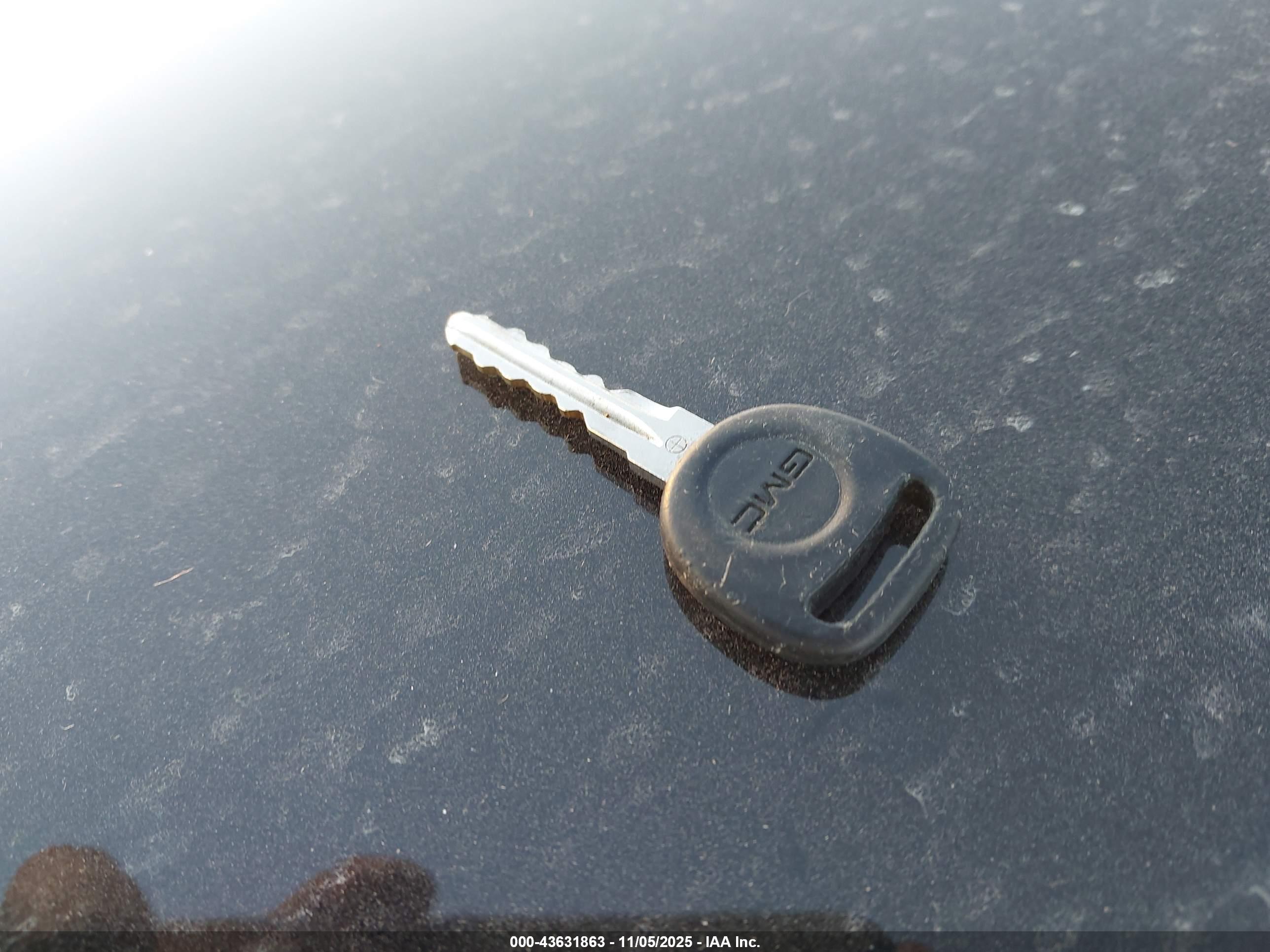GMC ACADIA image 11
