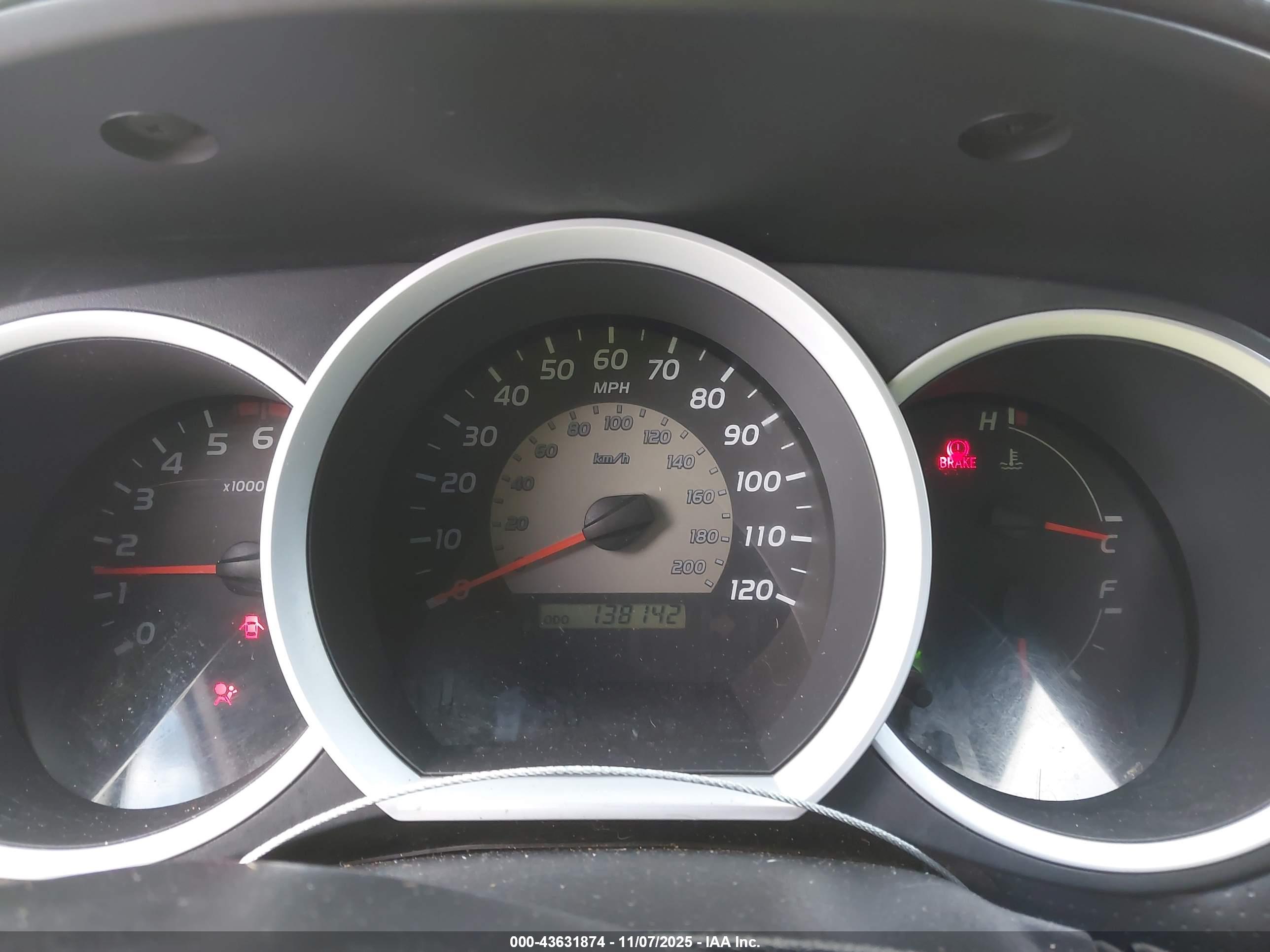 TOYOTA TACOMA image 7