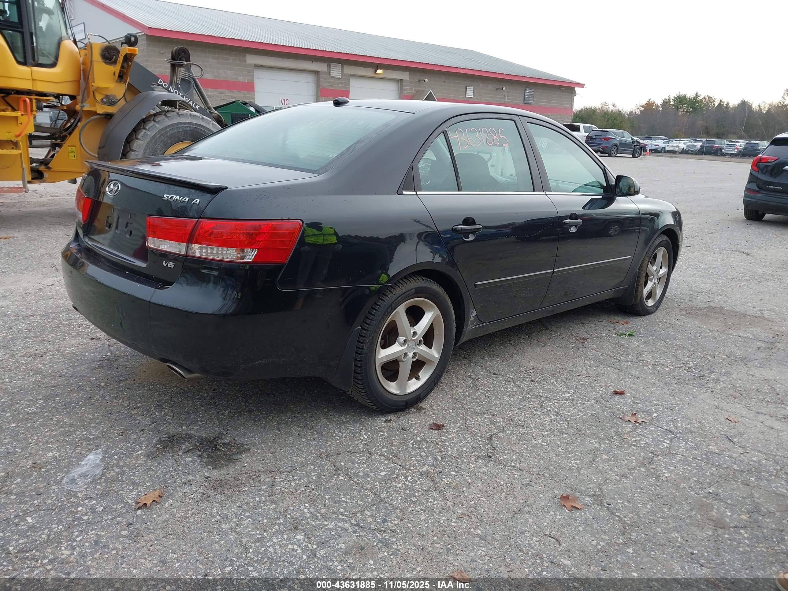 HYUNDAI SONATA image 4
