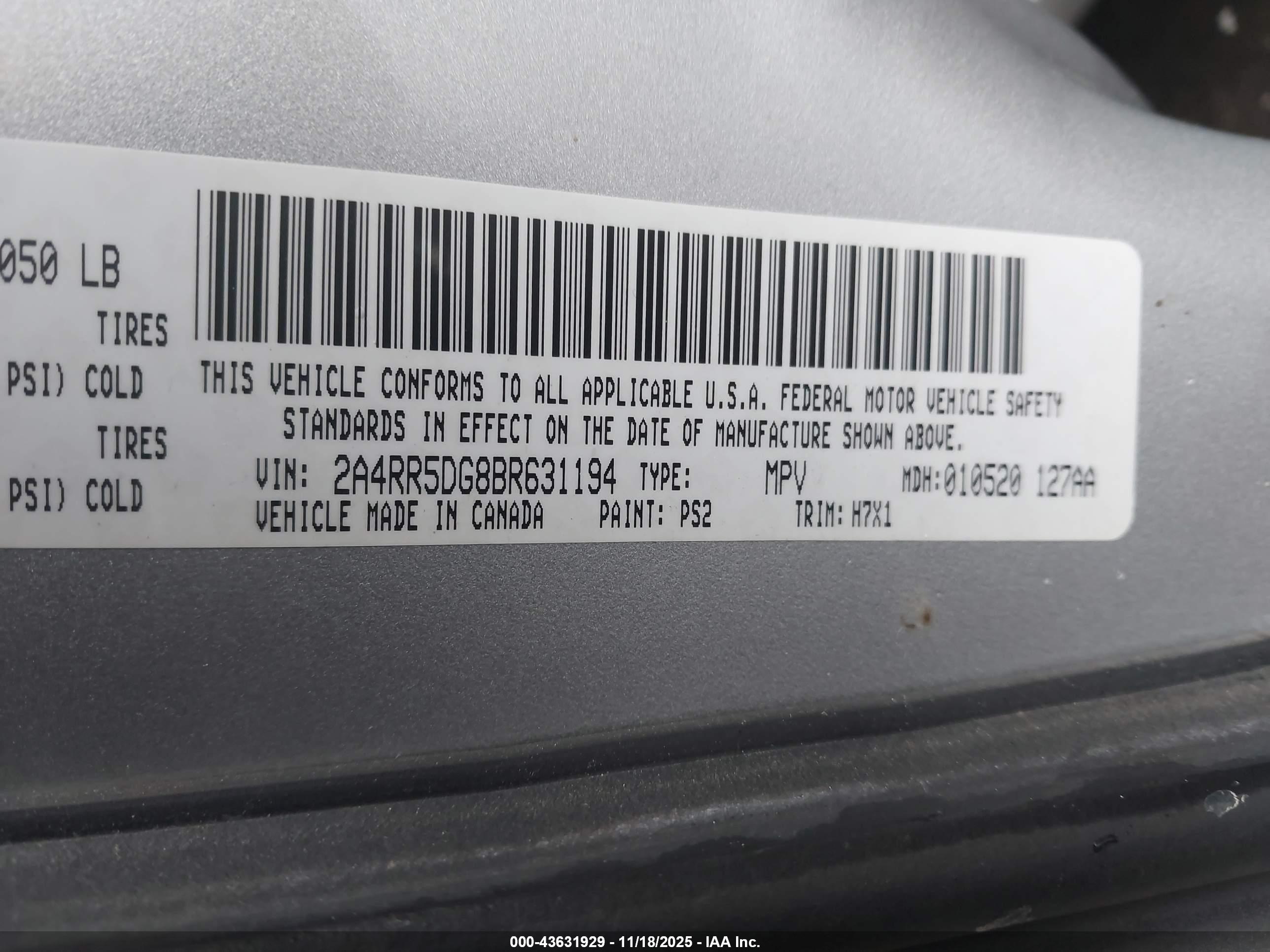 CHRYSLER TOWN image 9