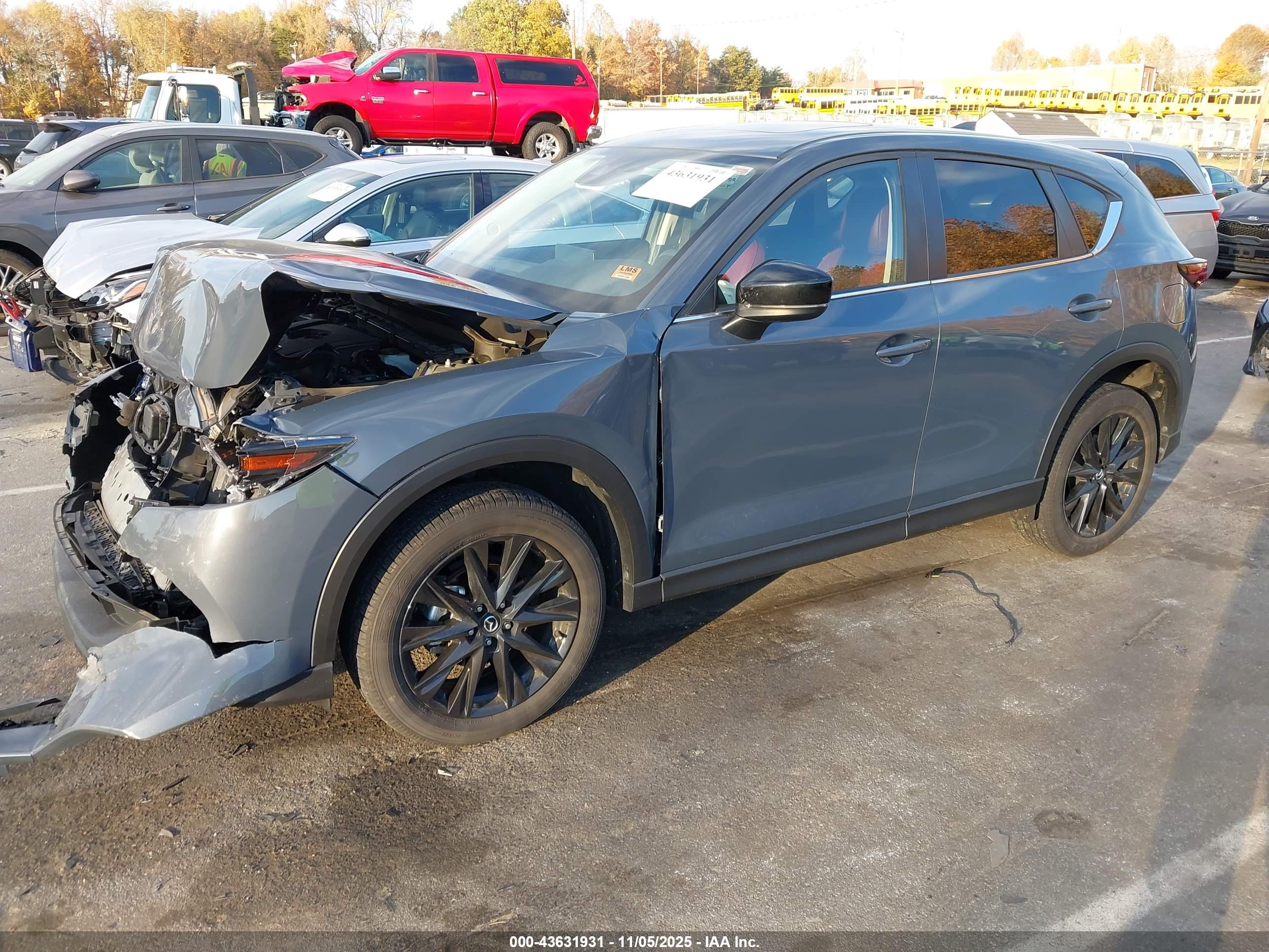 MAZDA CX-5 image 2