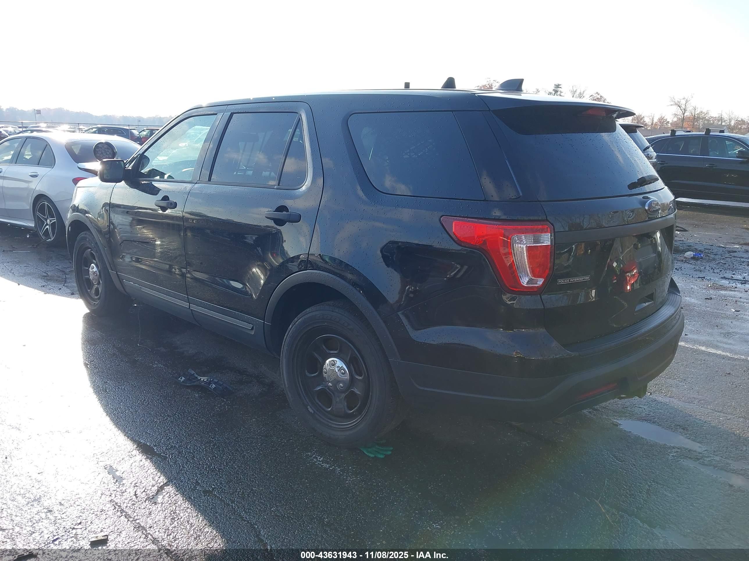 FORD POLICE image 3