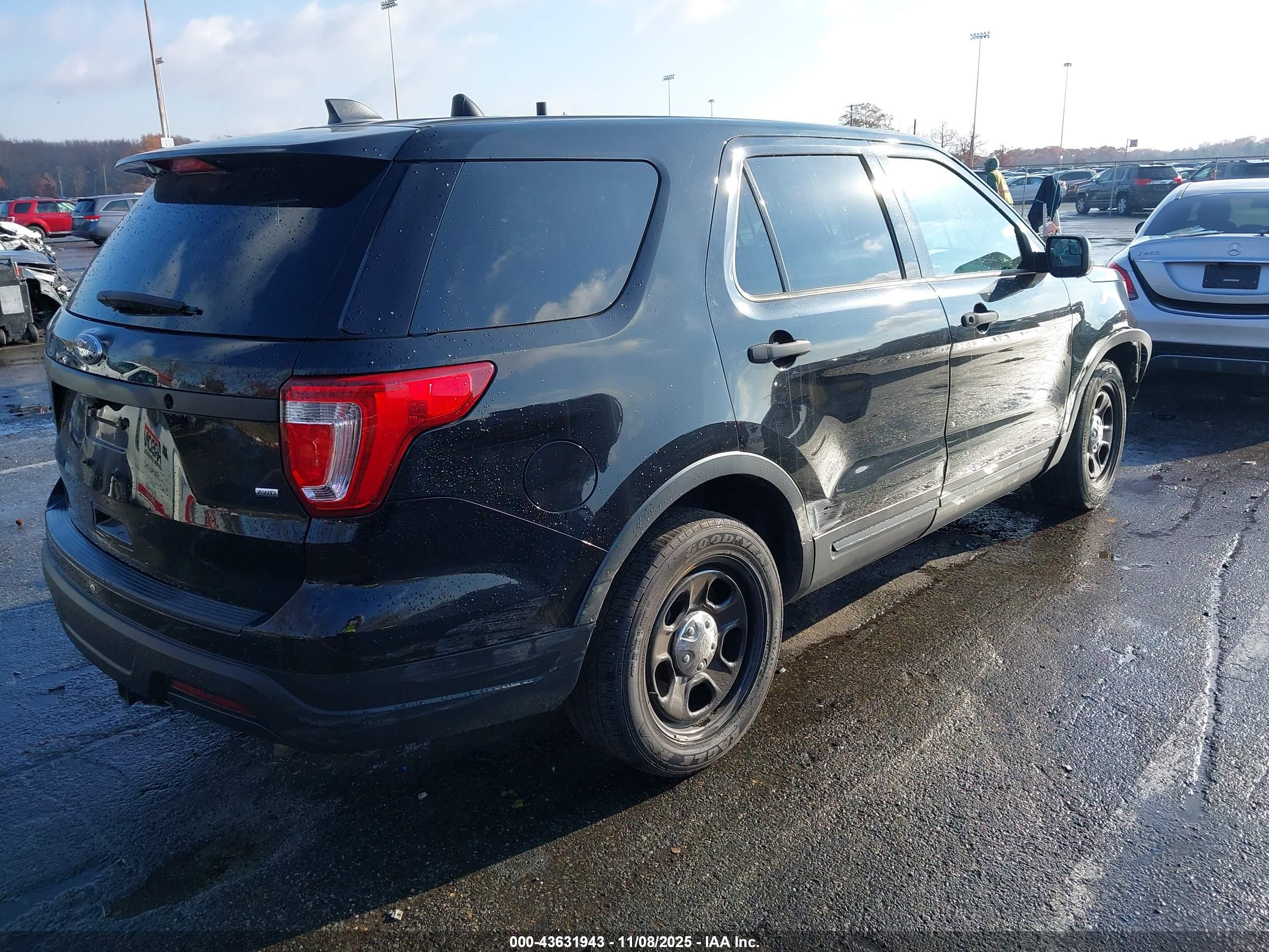 FORD POLICE image 4