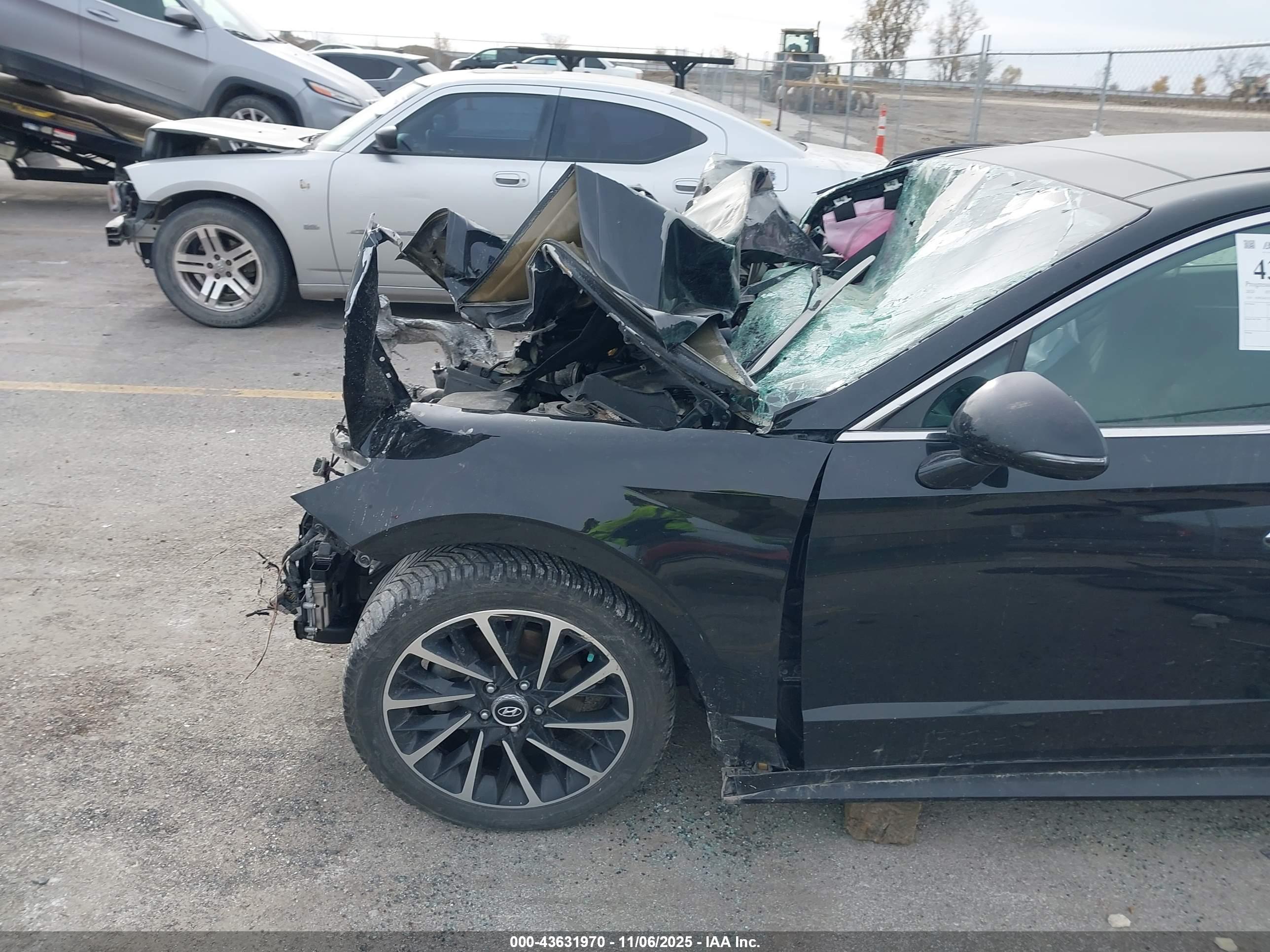 HYUNDAI SONATA image 6