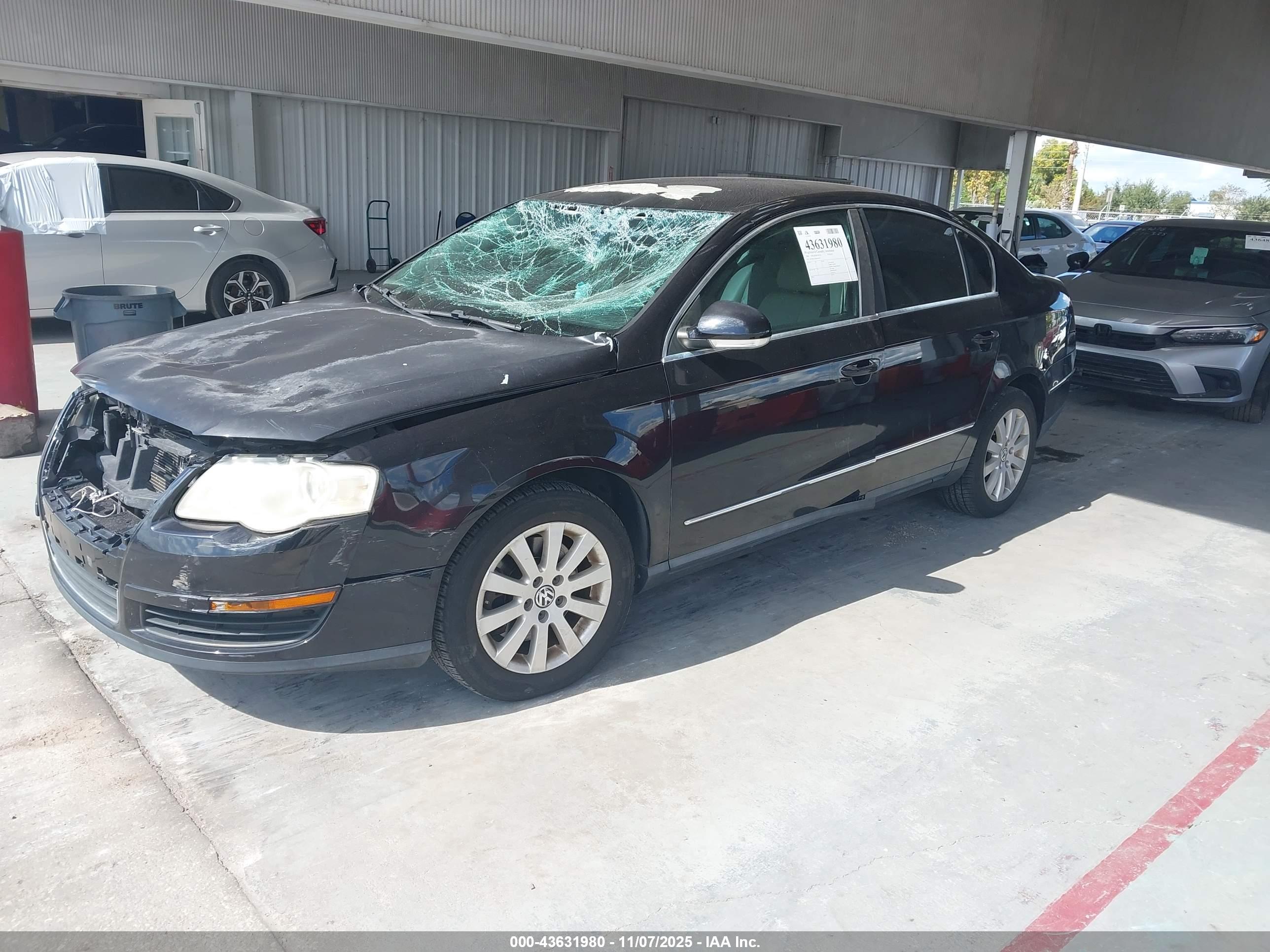 VOLKSWAGEN PASSAT image 2