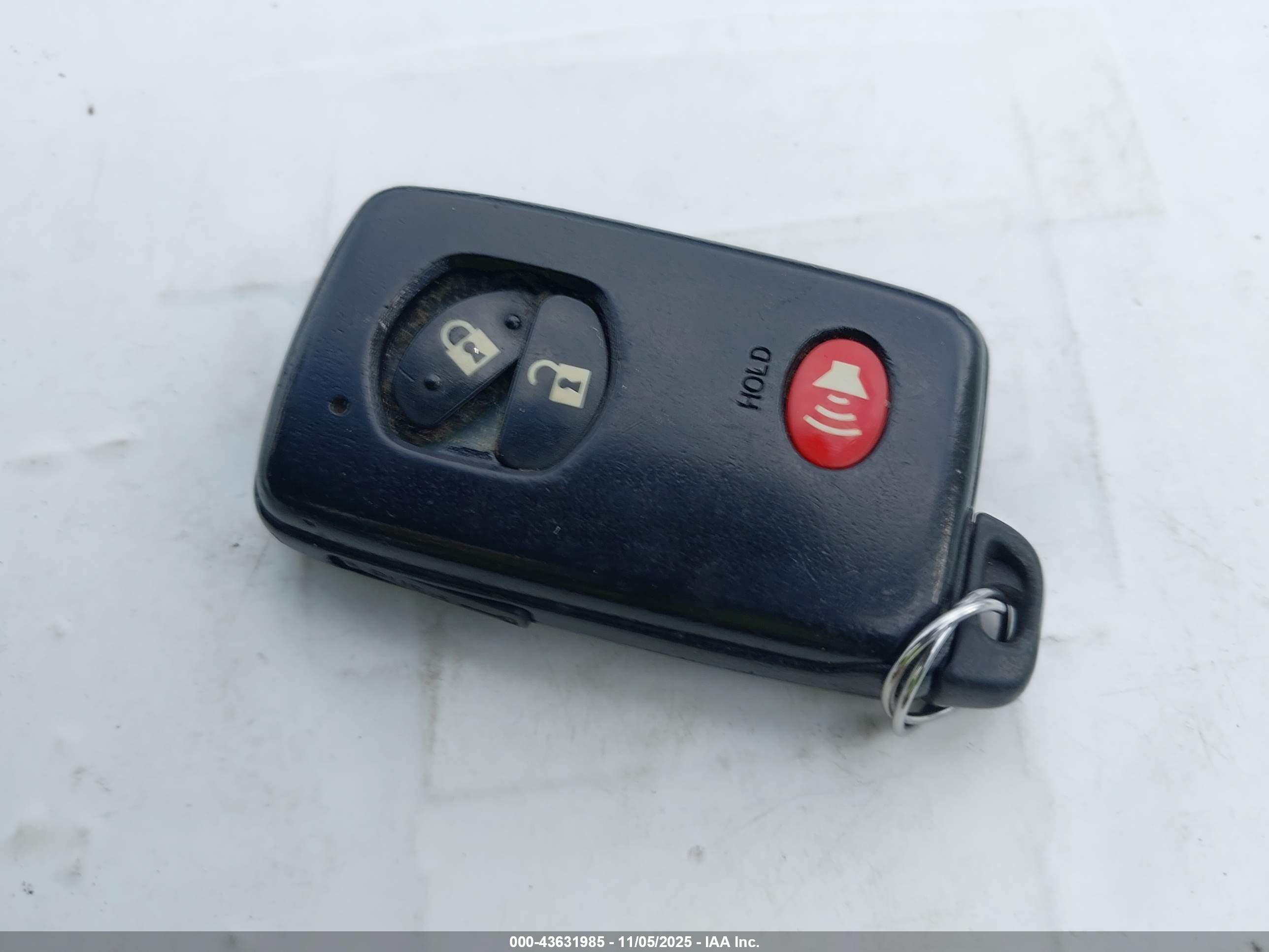 TOYOTA PRIUS image 11