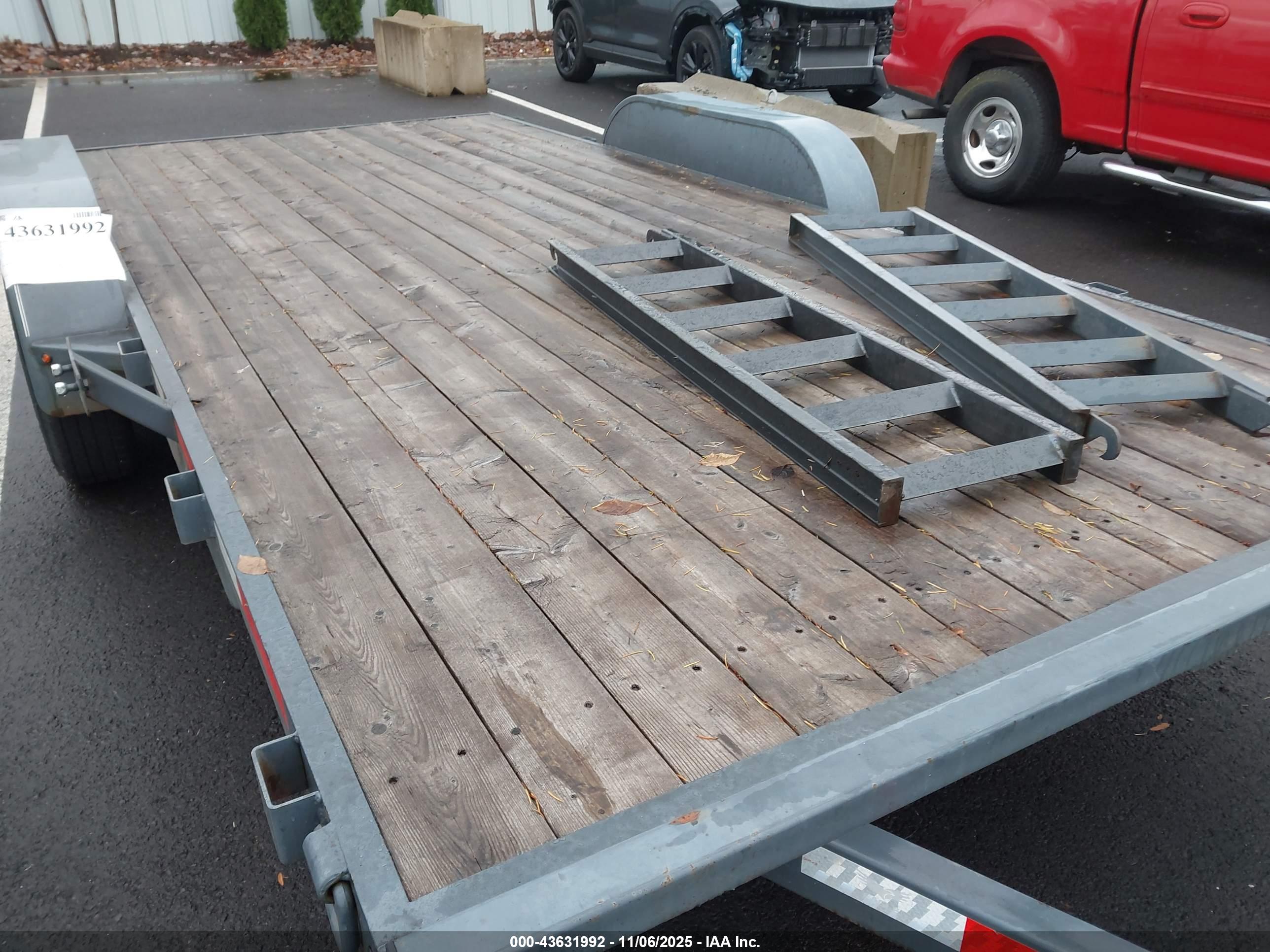 EAGLE TRAILER image 5