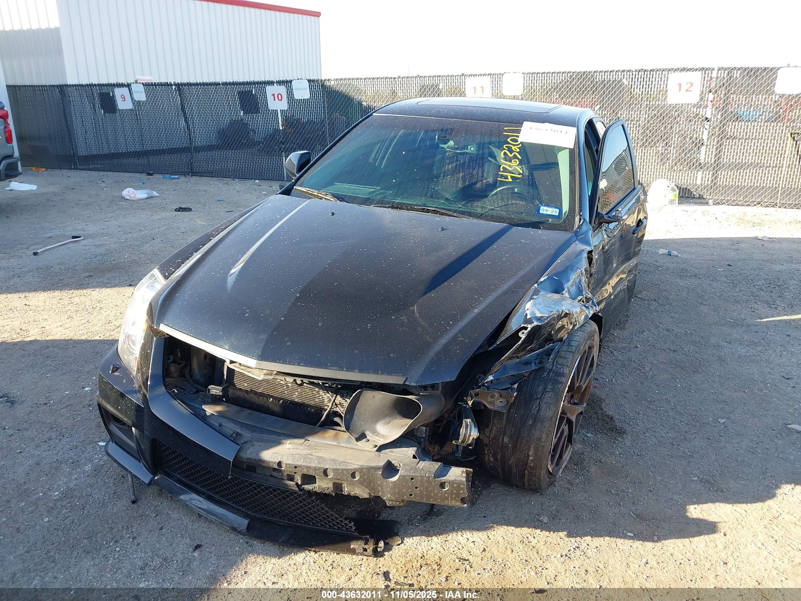 CADILLAC CTS-V image 2