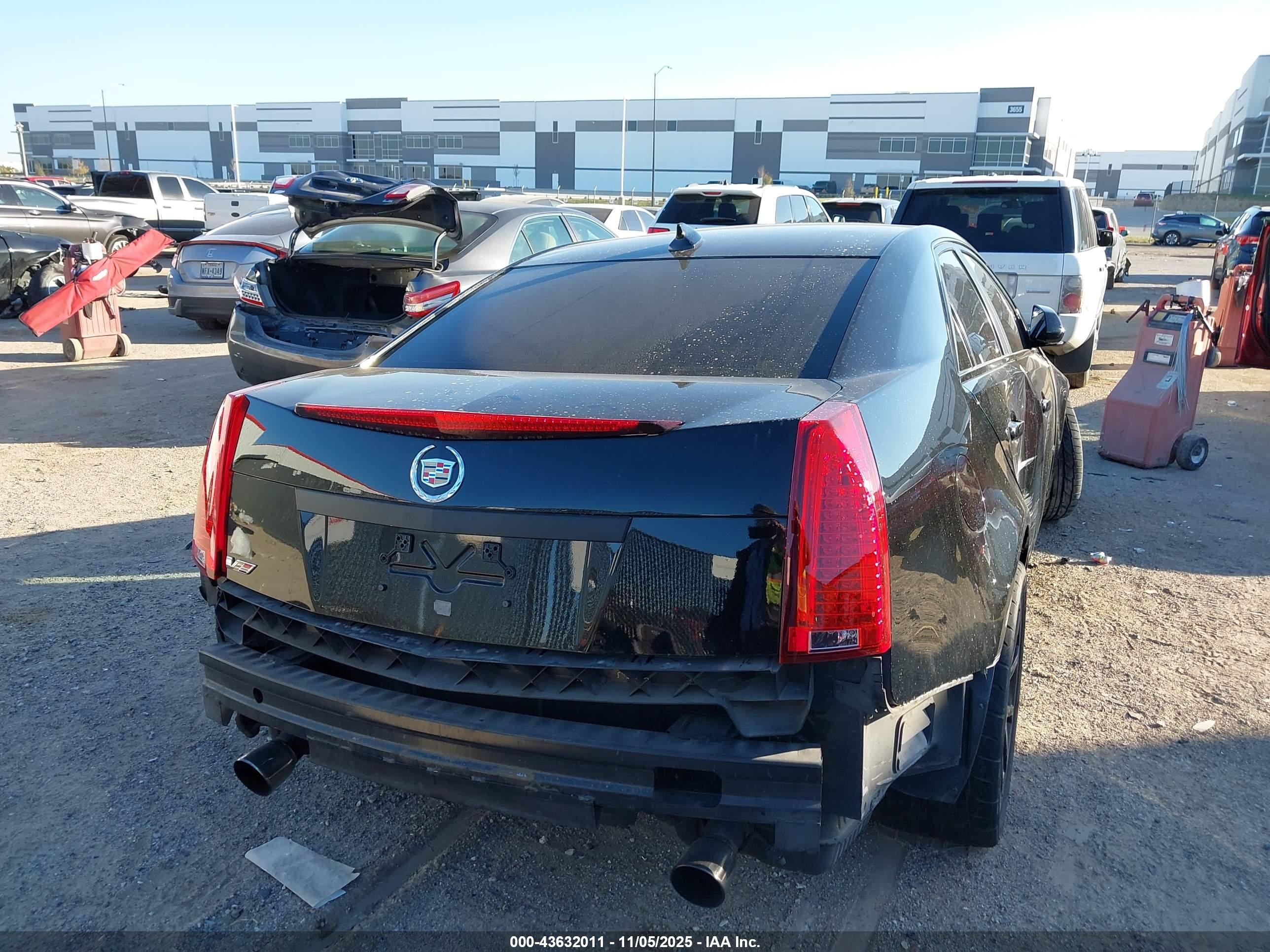 CADILLAC CTS-V image 4