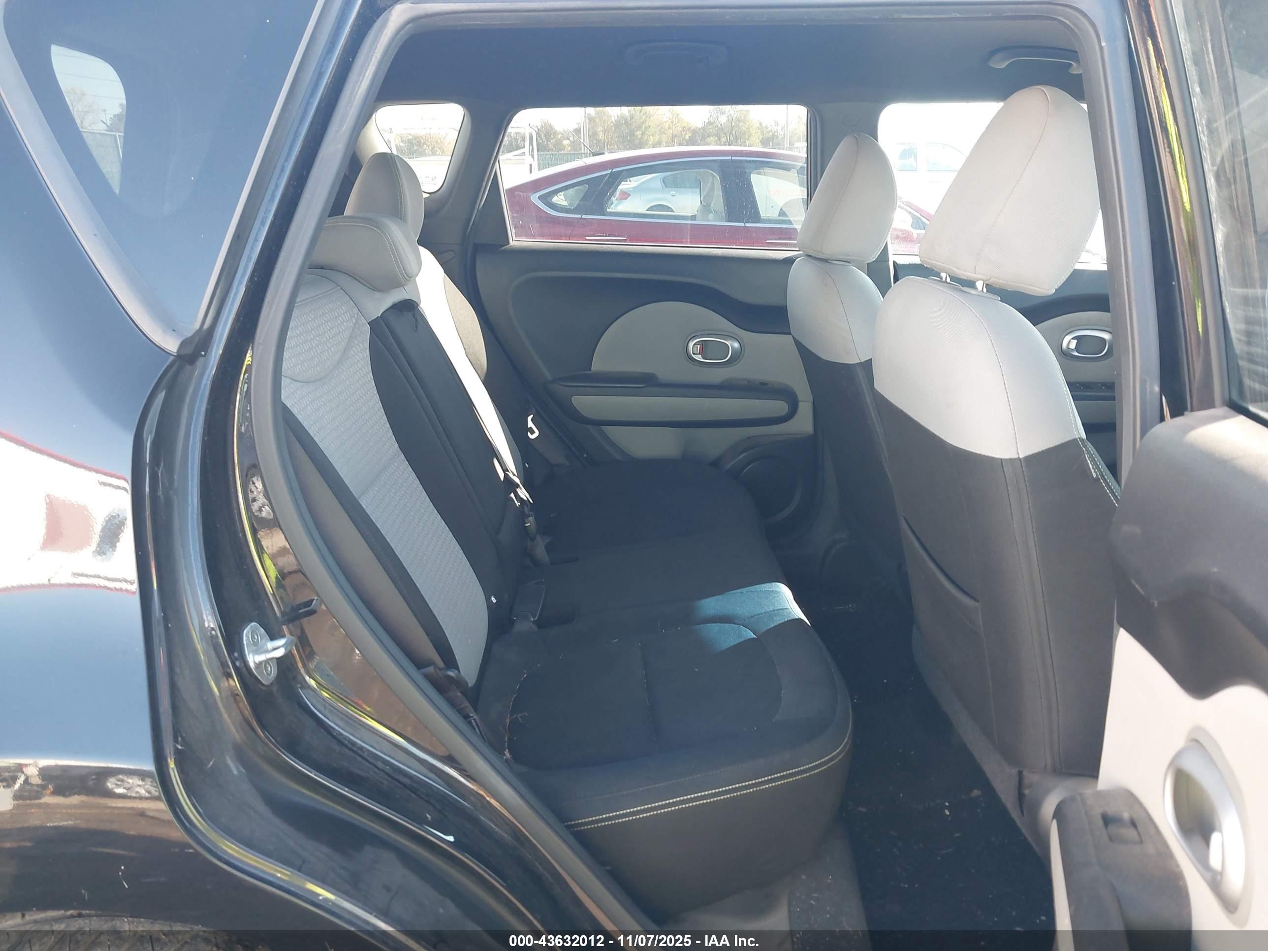 KIA SOUL image 8