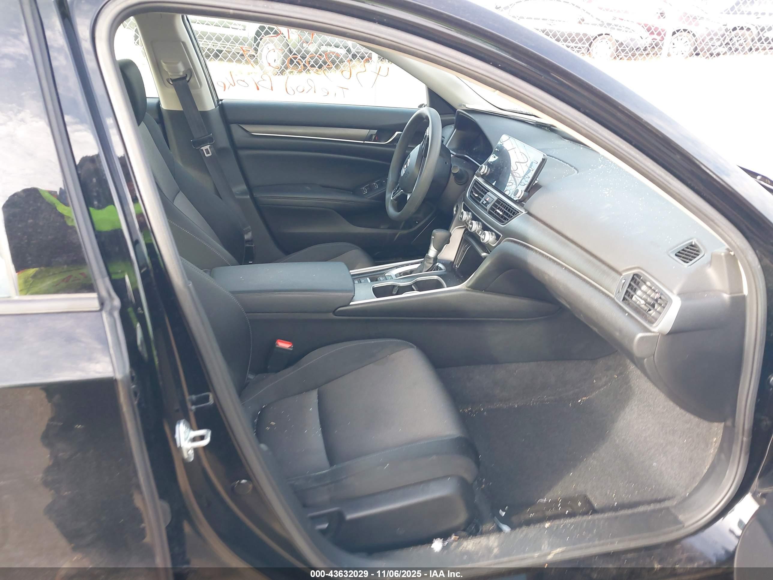 HONDA ACCORD image 5