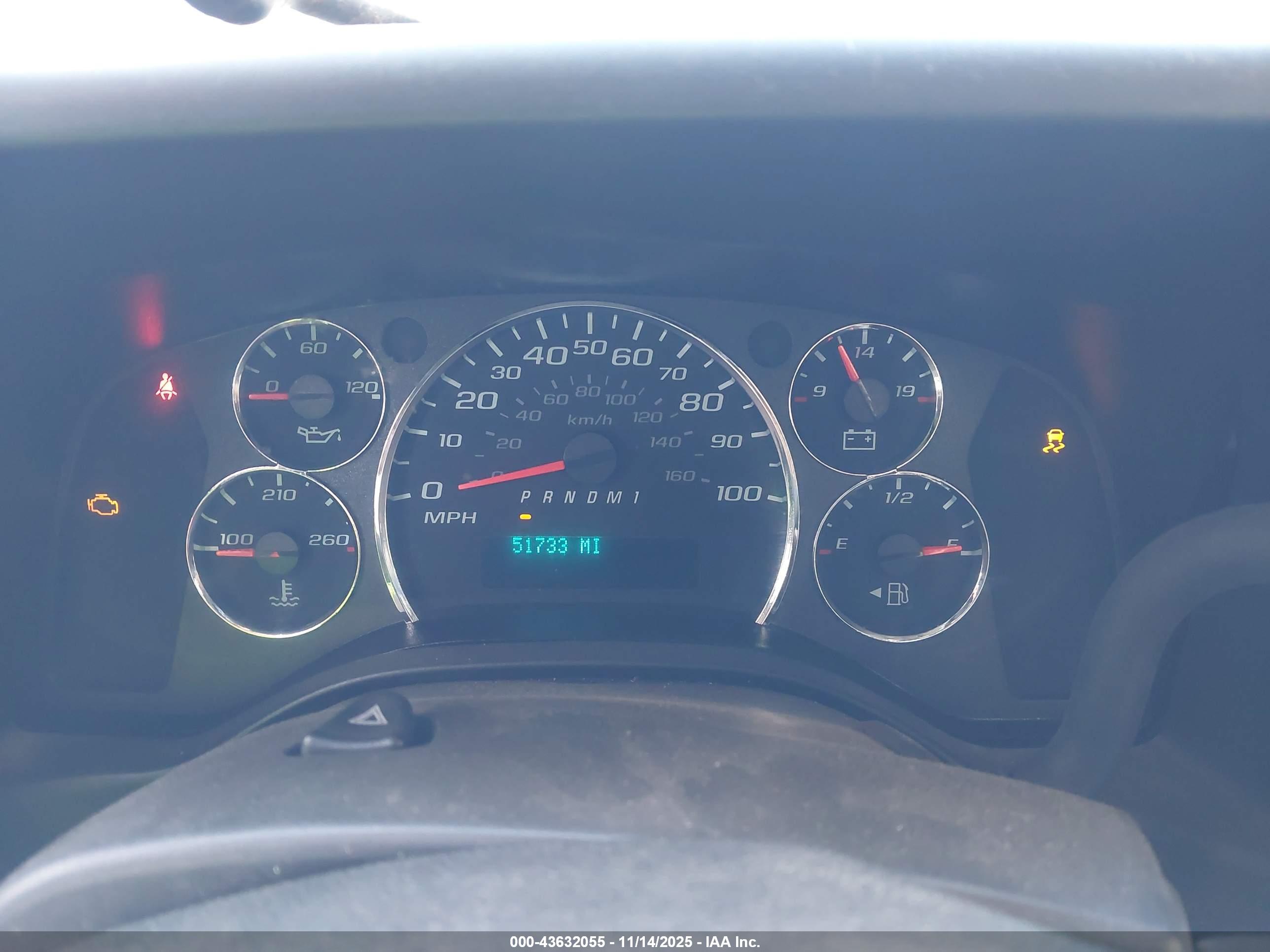 CHEVROLET EXPRESS image 6