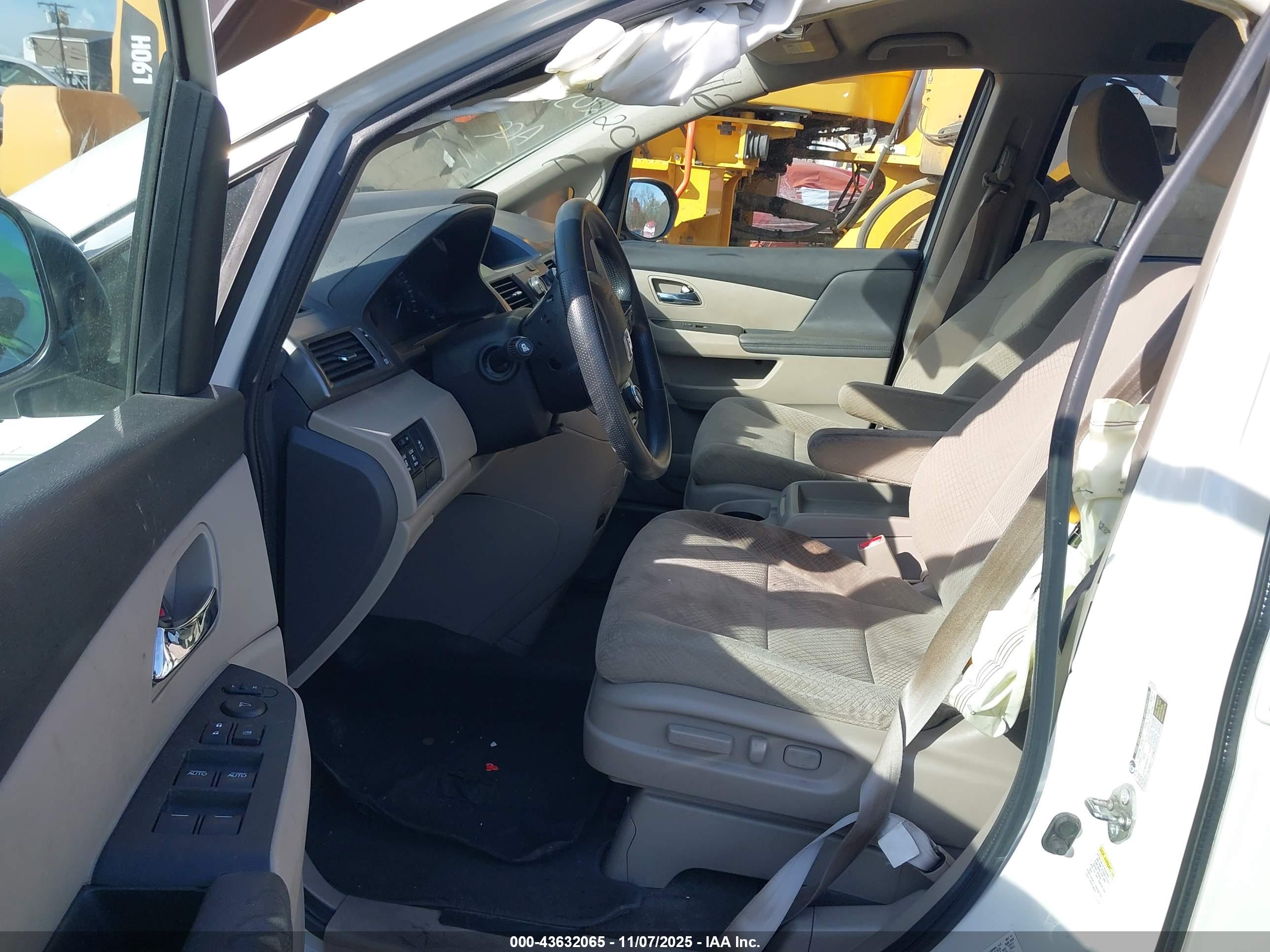 HONDA ODYSSEY image 5