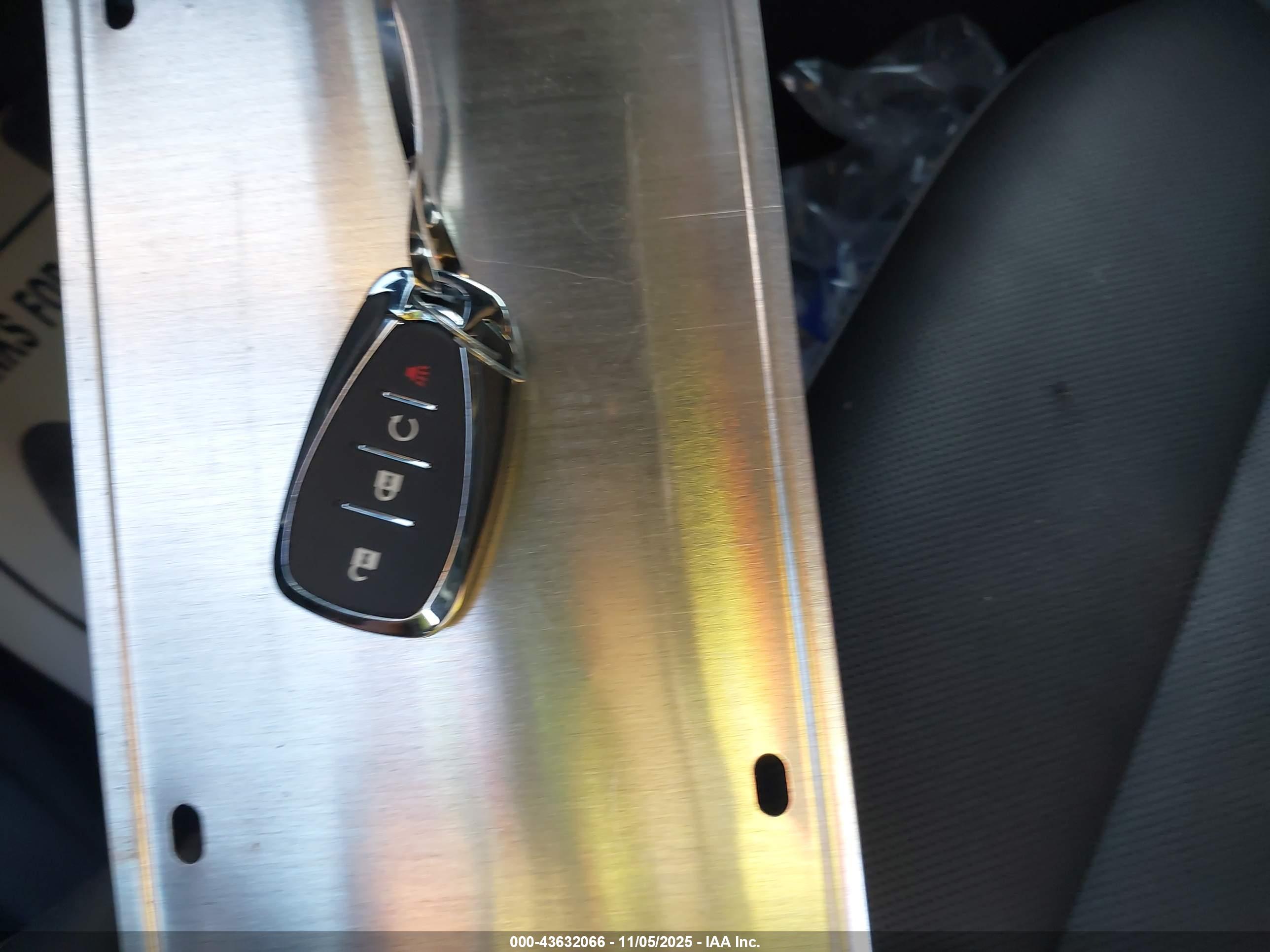 CHEVROLET TRAX image 11
