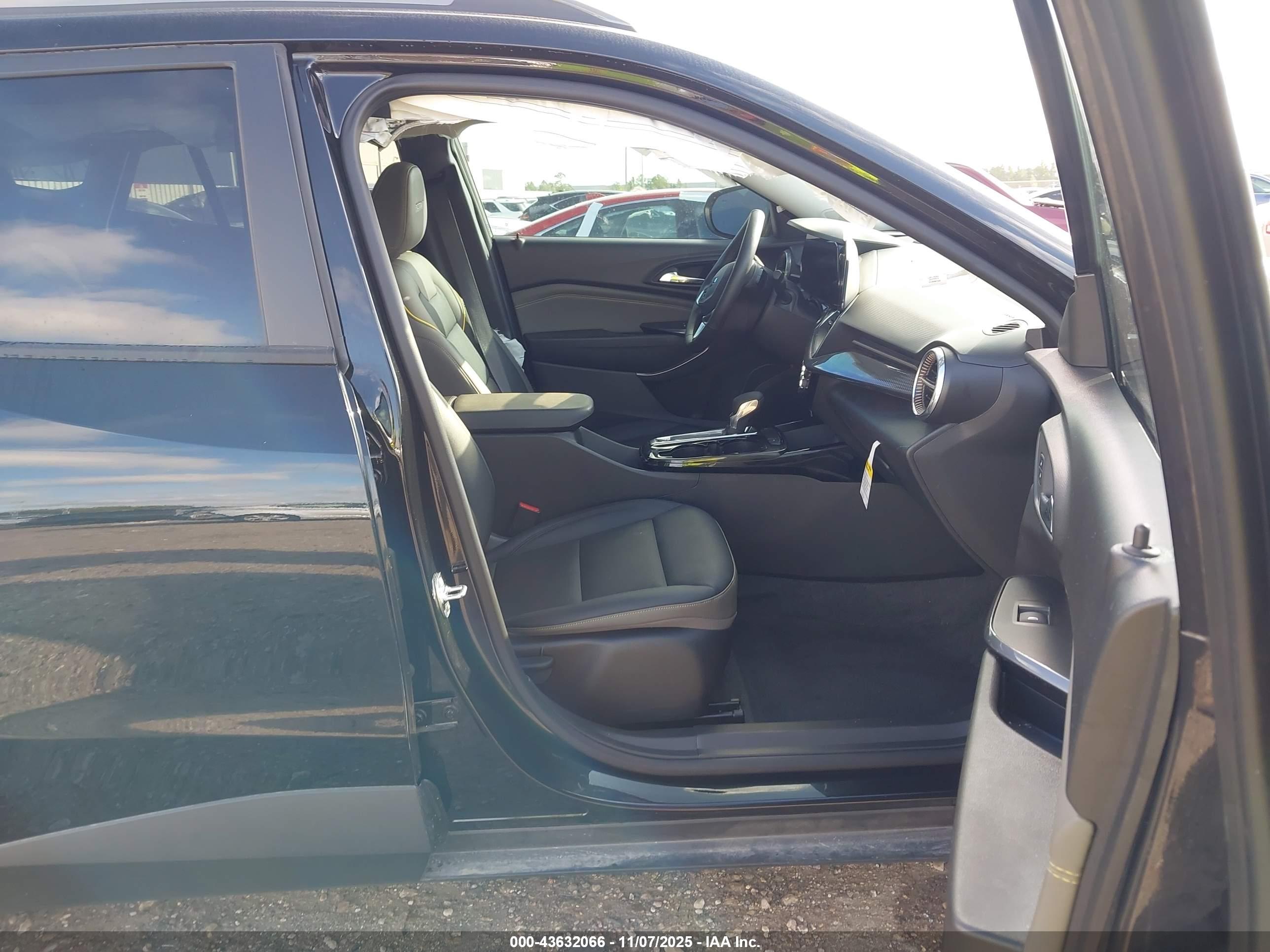 CHEVROLET TRAX image 5
