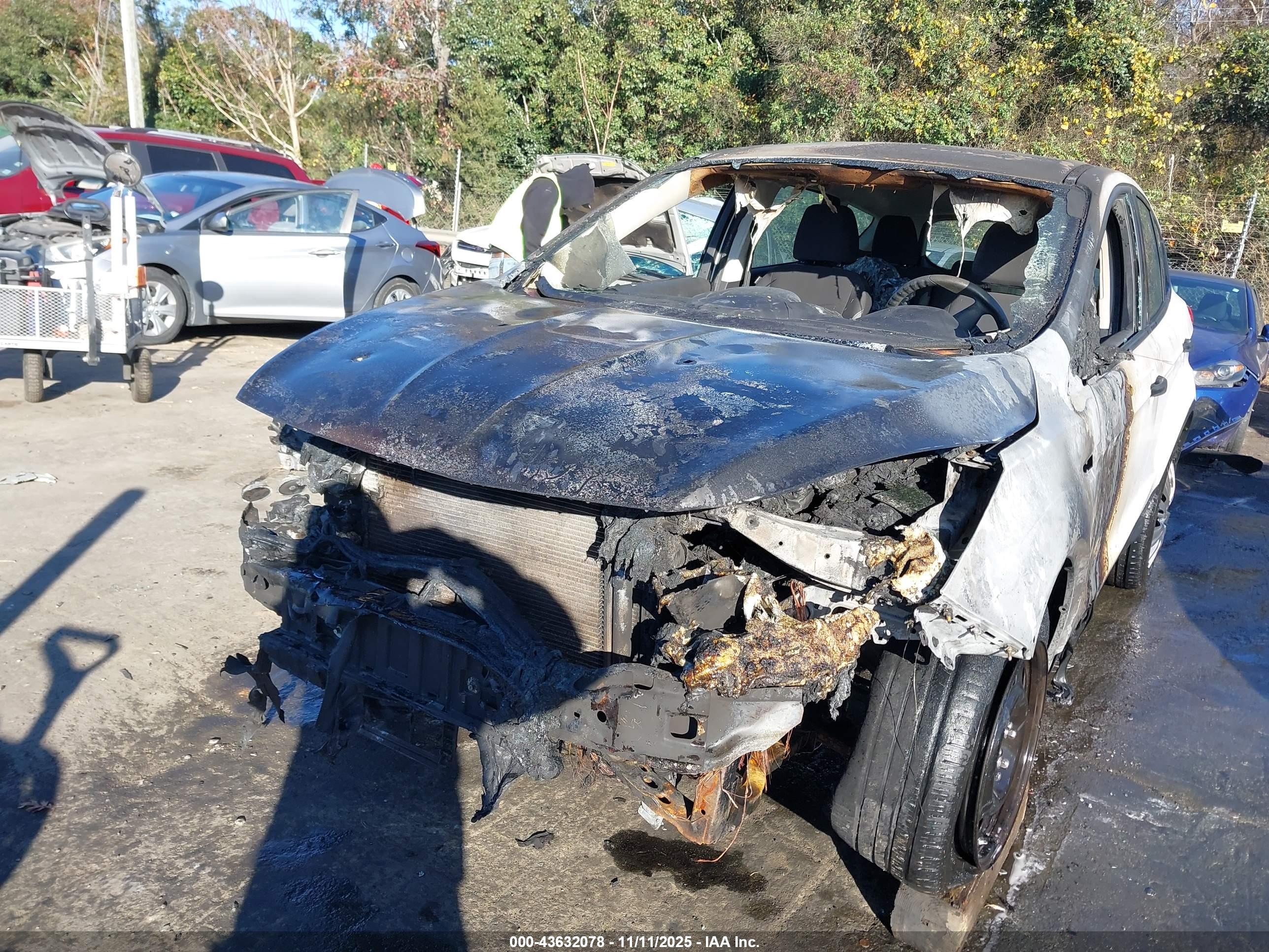 FORD ESCAPE image 6