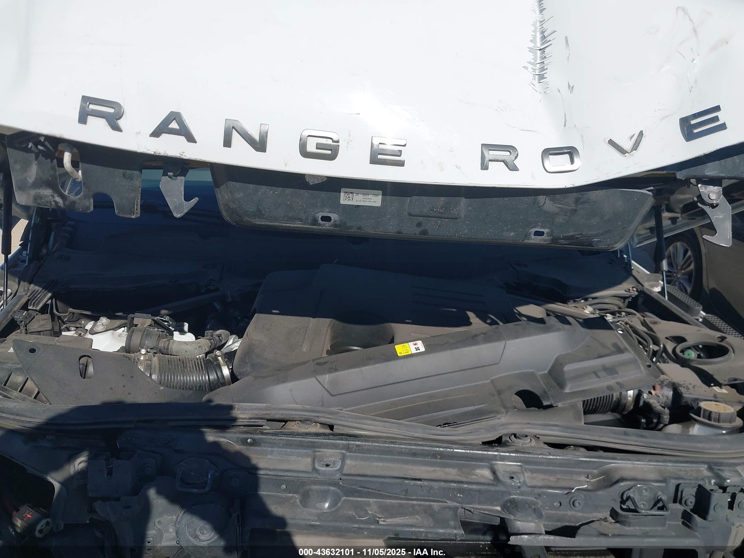 LAND ROVER image 10