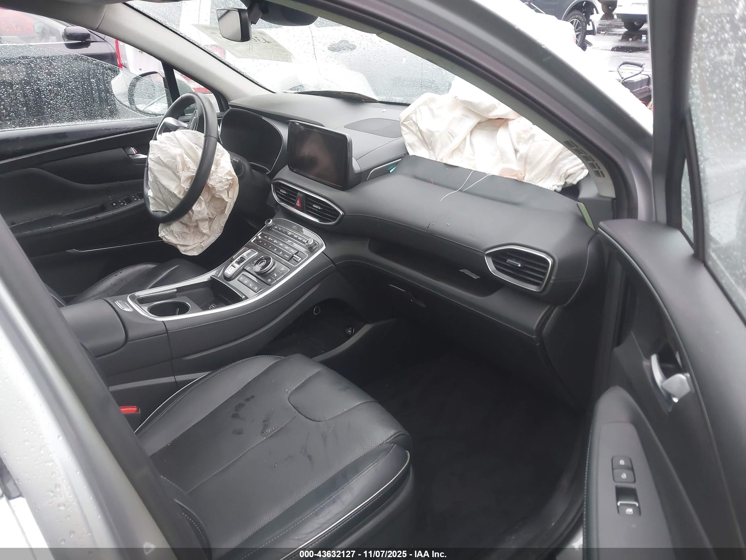 HYUNDAI SANTA image 5