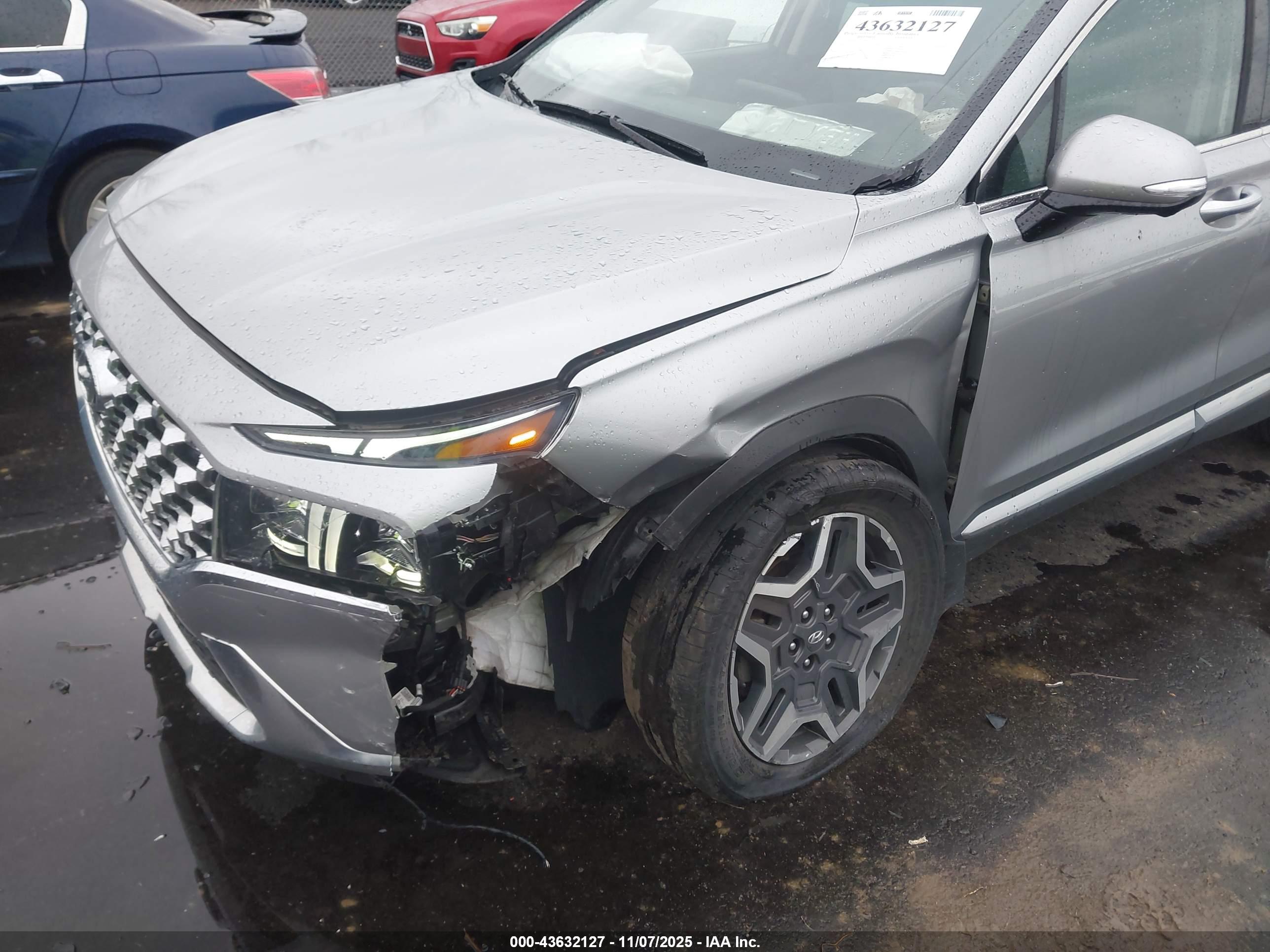 HYUNDAI SANTA image 6