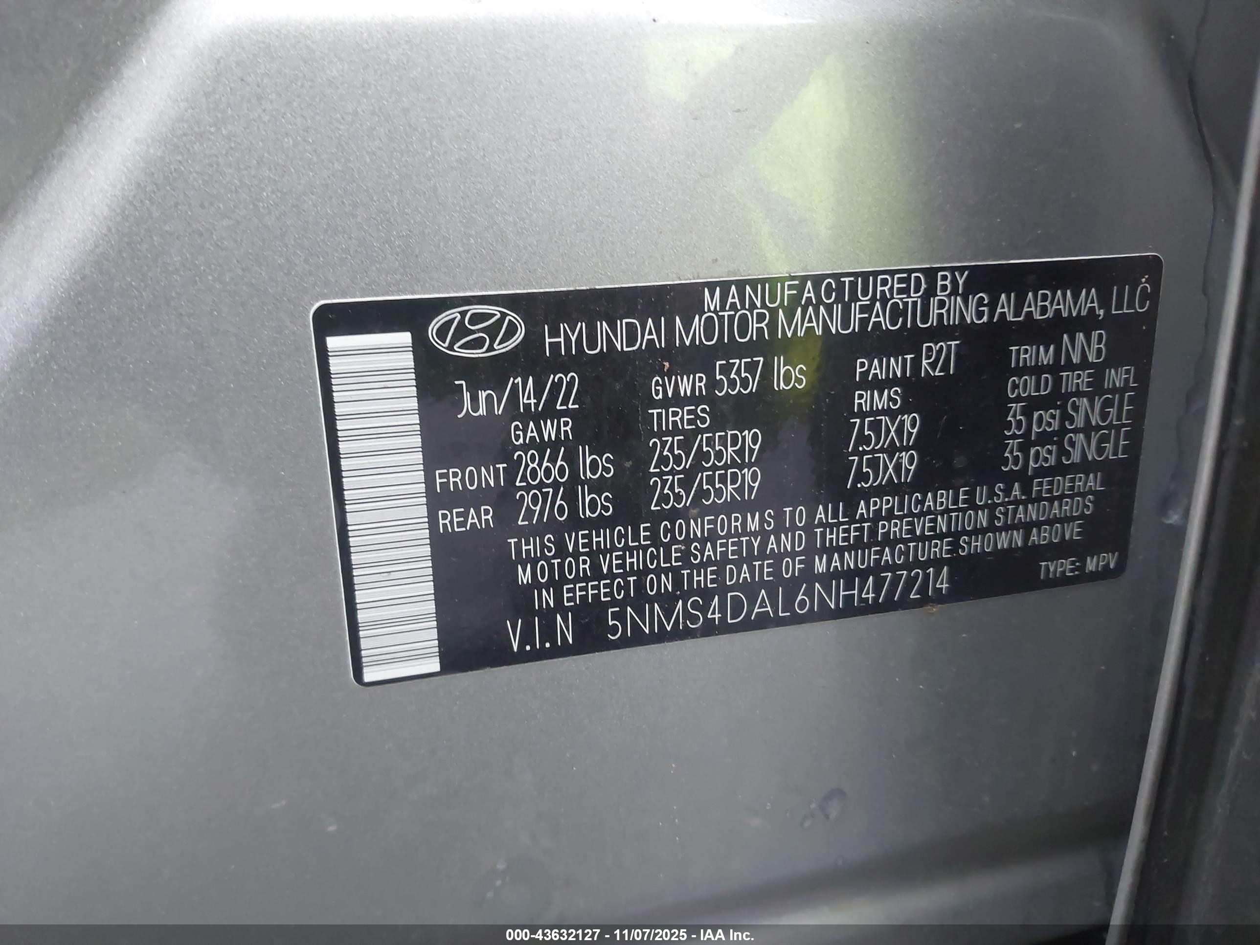 HYUNDAI SANTA image 9